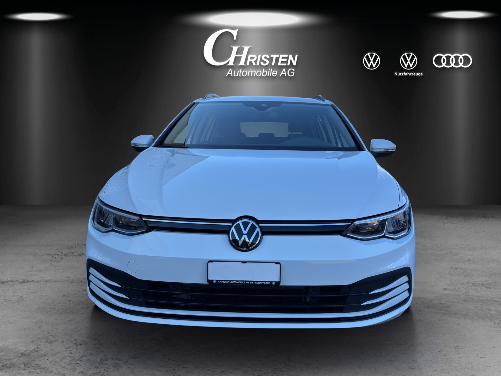 VW Golf Variant 1.0 eTSI mHEV Life DSG-image-2