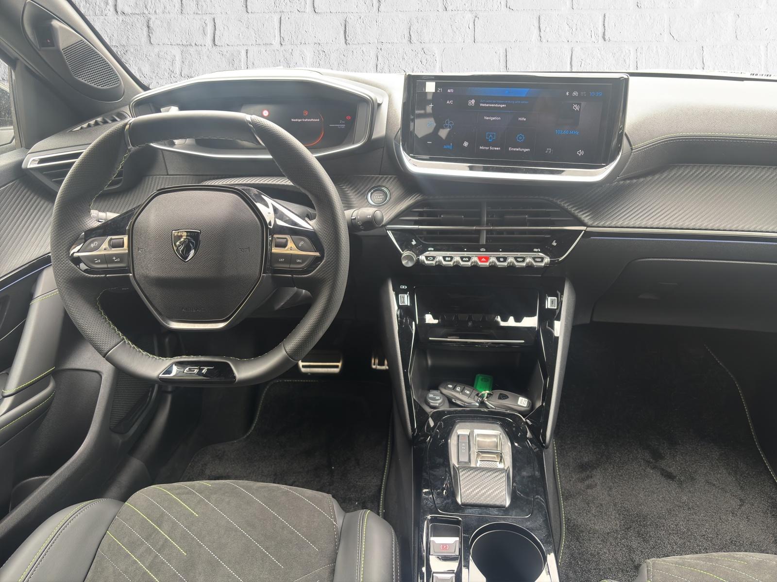 PEUGEOT 208 1.2 Hybrid 145 GT-image-11
