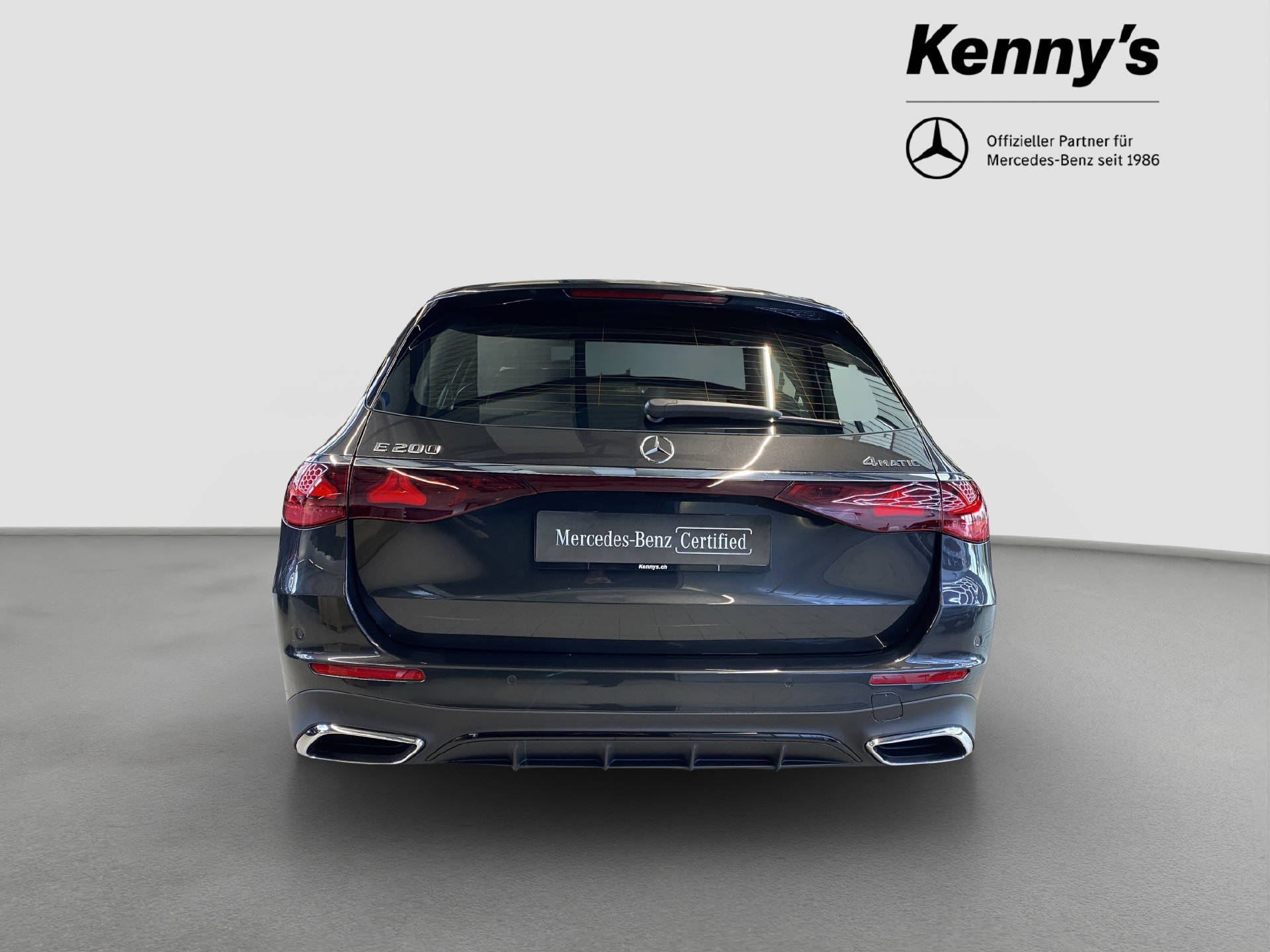 MERCEDES-BENZ E 200 AMG Line 4MATIC-image-4