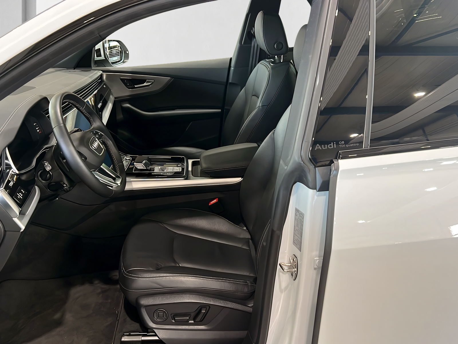 AUDI AUDI Q8 SUV 50 TDI qu**Panodach,AHK,5-Jahre Garantie,Luftfahrwerk,Head Up**-image-6