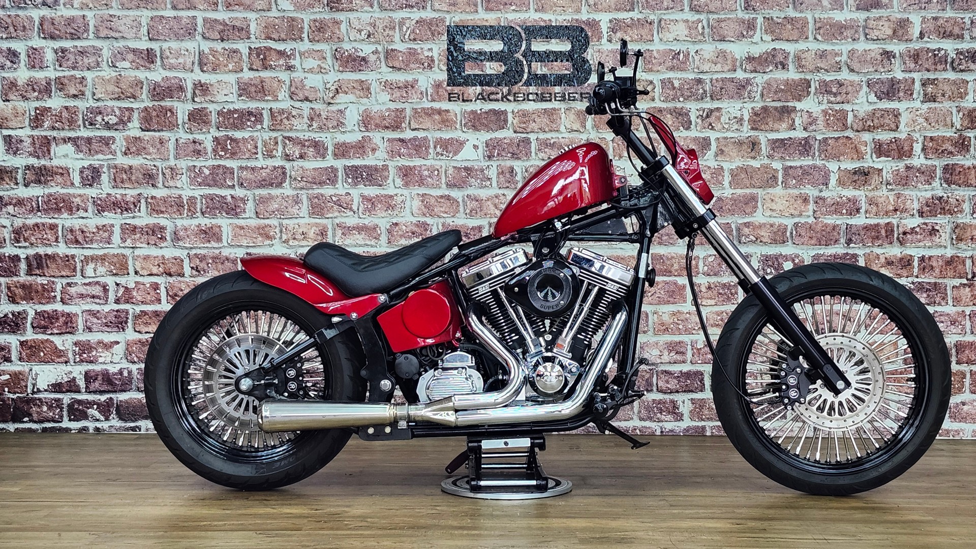 HARLEY-DAVIDSON HEADBANGER-showroom-element-1