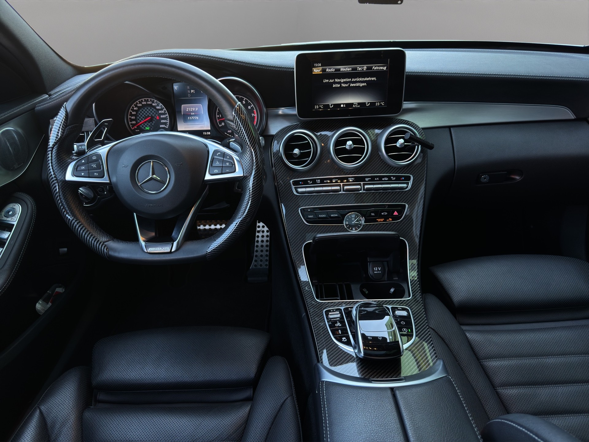 MERCEDES-BENZ C 450 AMG 4Matic 7G-Tronic-image-13