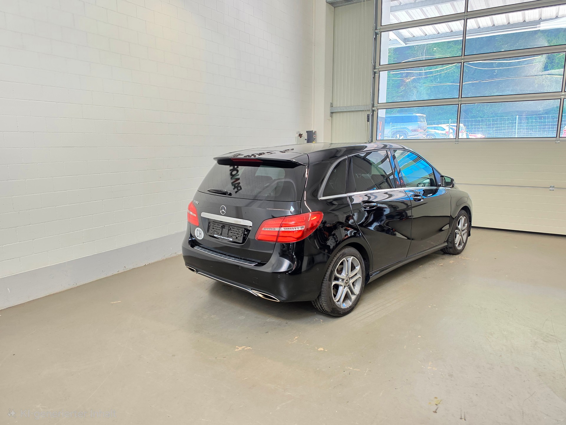 MERCEDES-BENZ B 180 Urban 7G-DCT-image-2