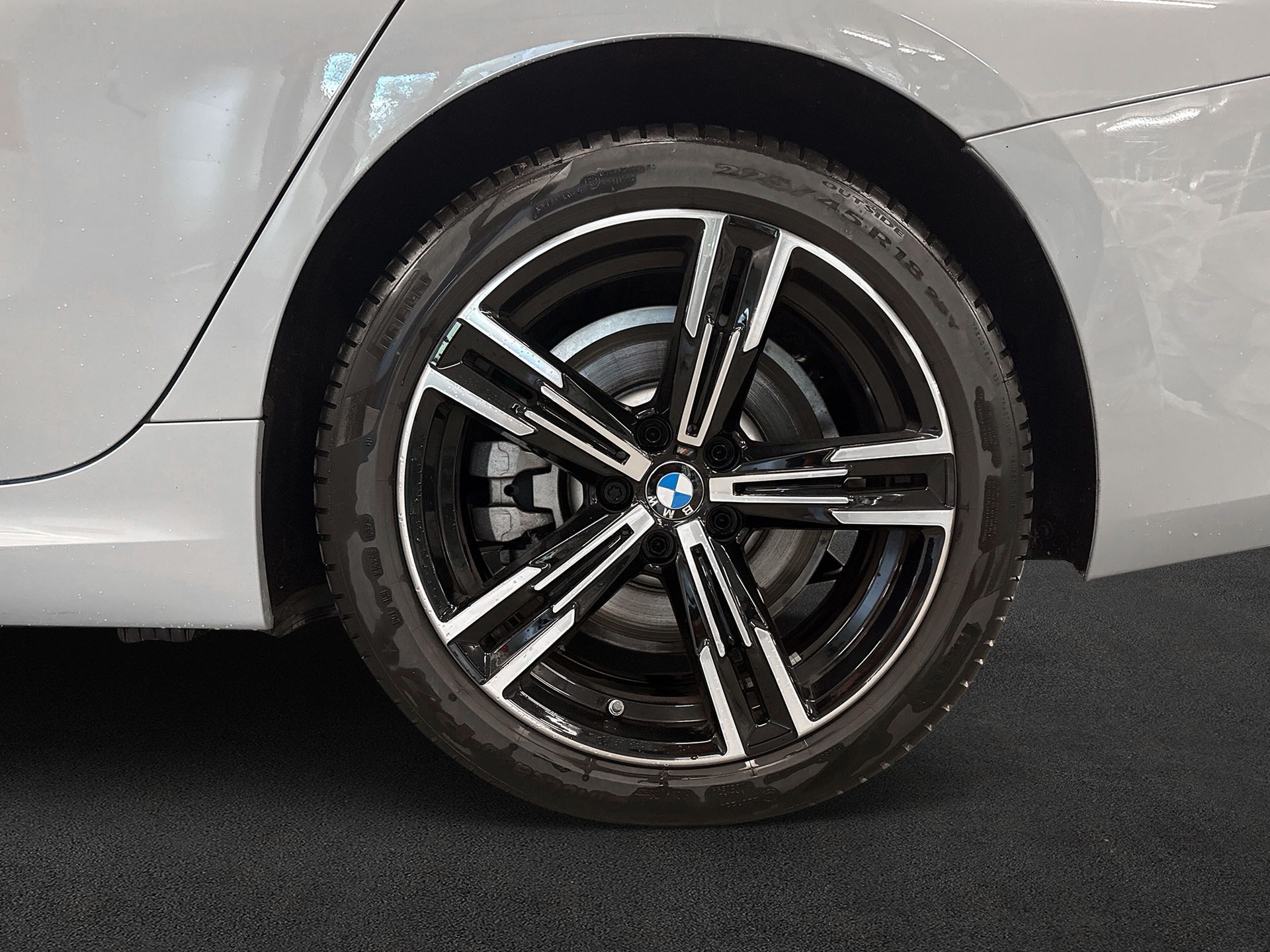BMW 330e x Drive Berline Steptronic M Sport-image-8