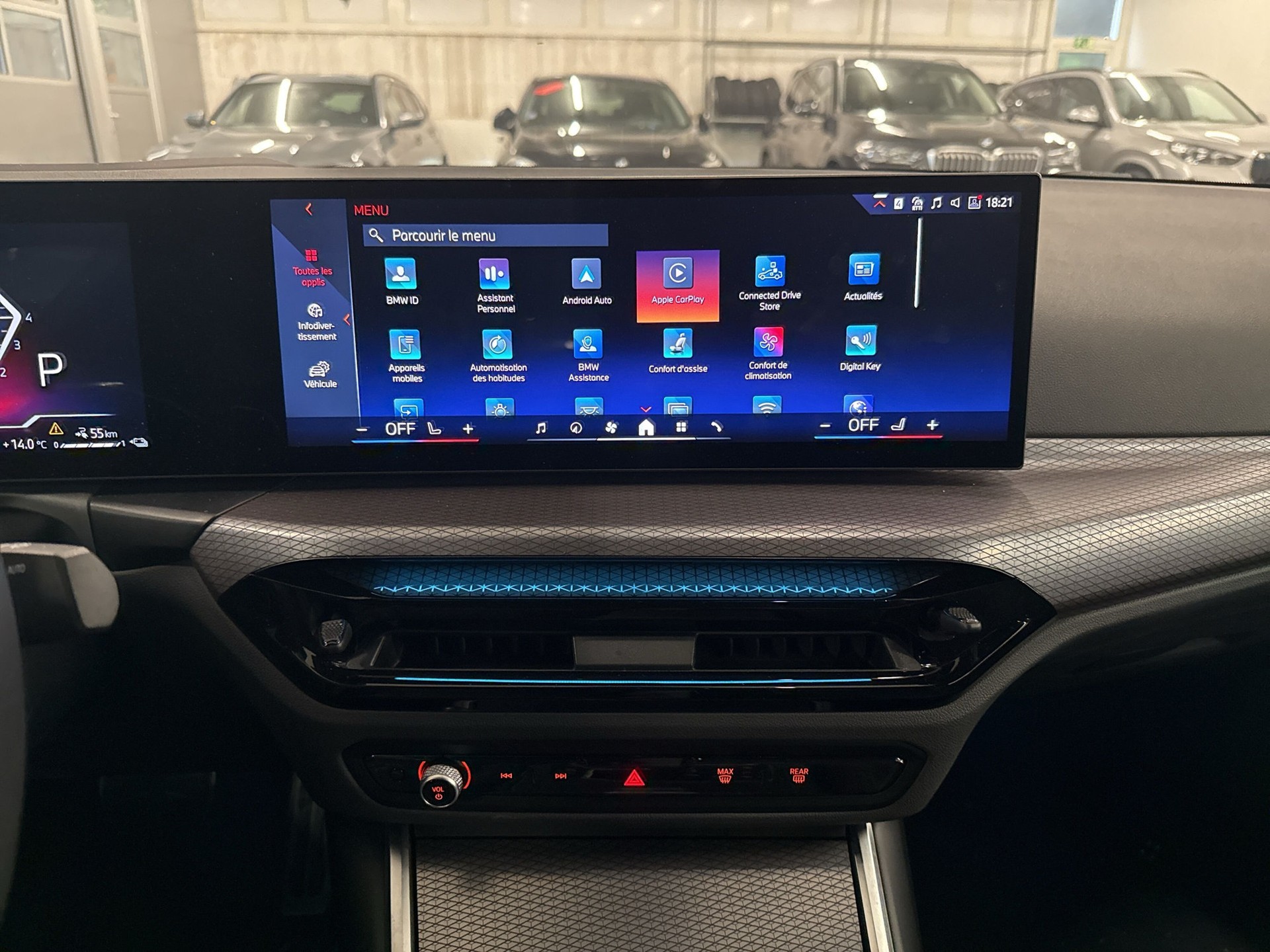 BMW 330e x Drive Berline Steptronic M Sport-image-10