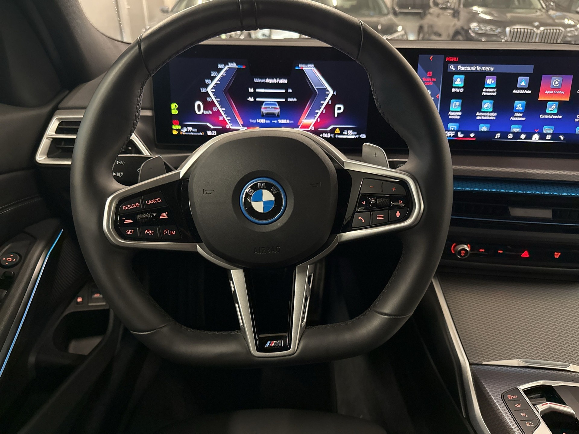 BMW 330e x Drive Berline Steptronic M Sport-image-11