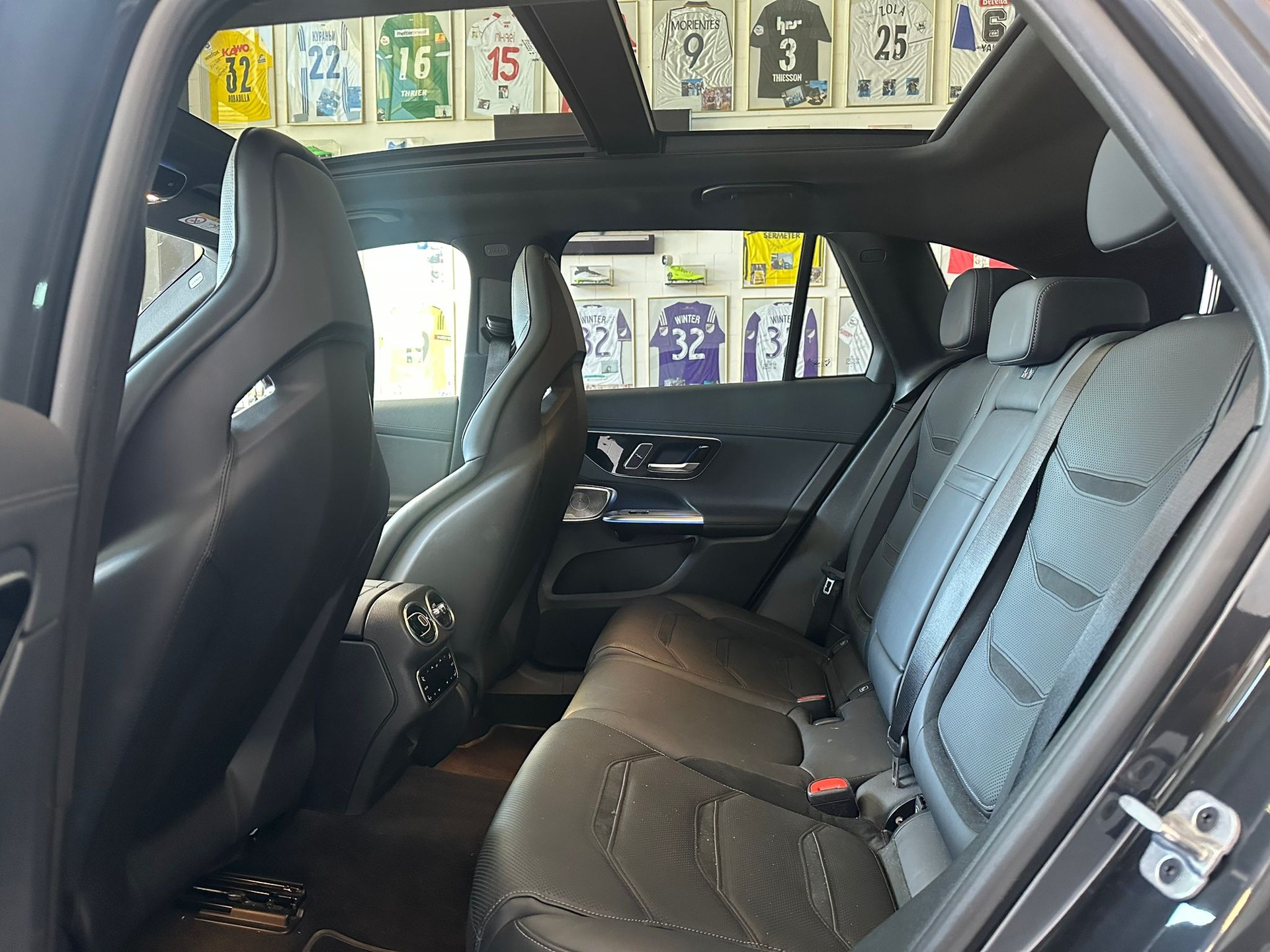 MERCEDES-BENZ GLC Coupé 43 AMG 4Matic 9G-Tronic-image-9