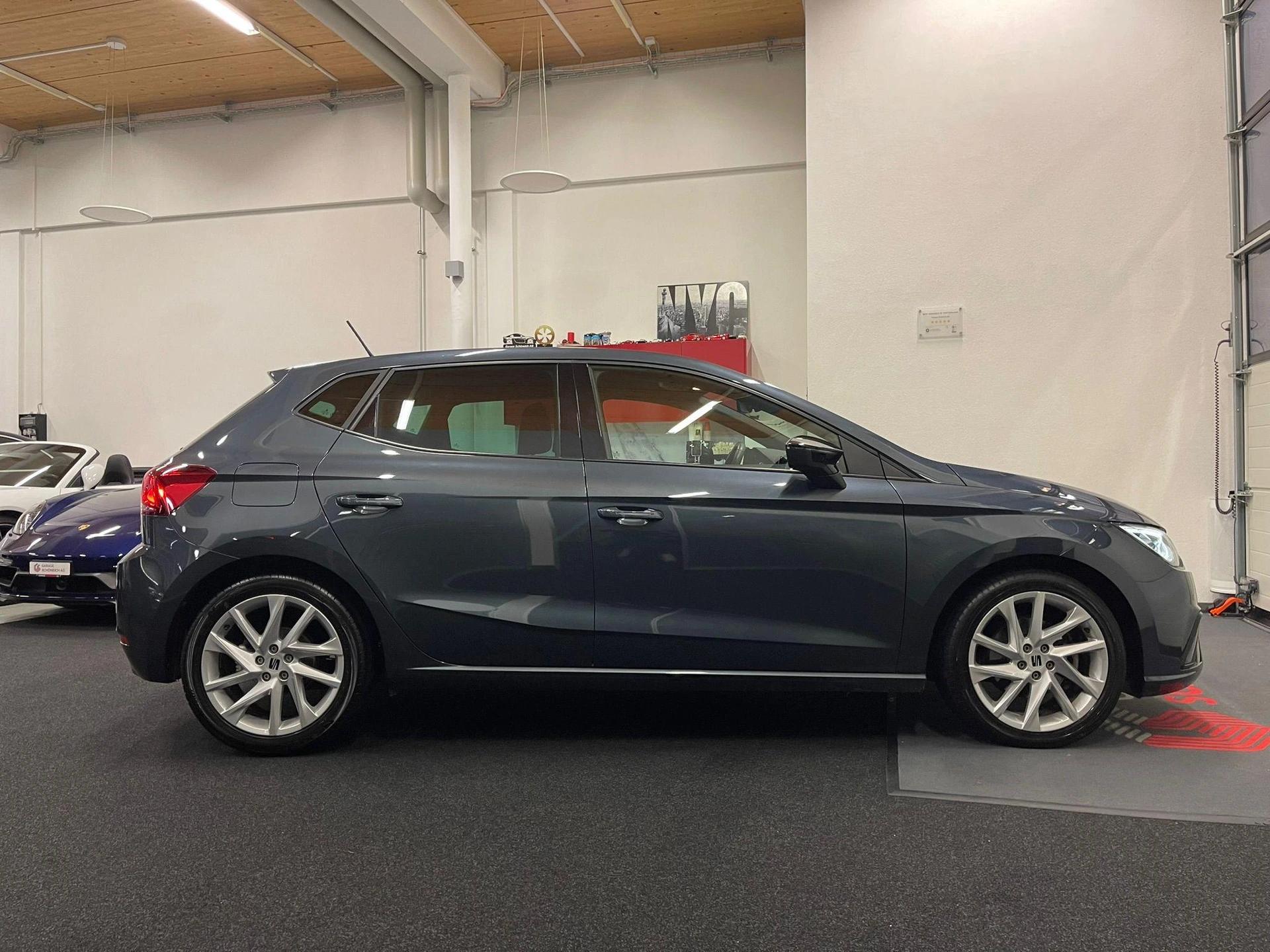 SEAT Ibiza 1.0 TSI 110 FR DSG-image-3