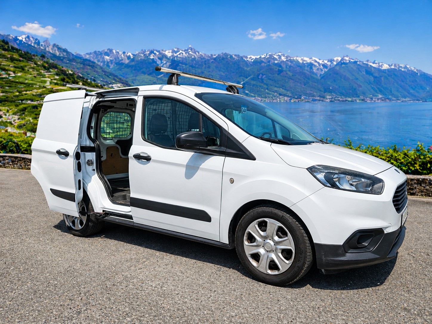 FORD Transit Courier Van 1.0 EcoBoost Trend-image-7