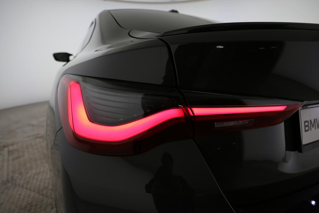 BMW M440i xDrive Gran Coupé-image-16