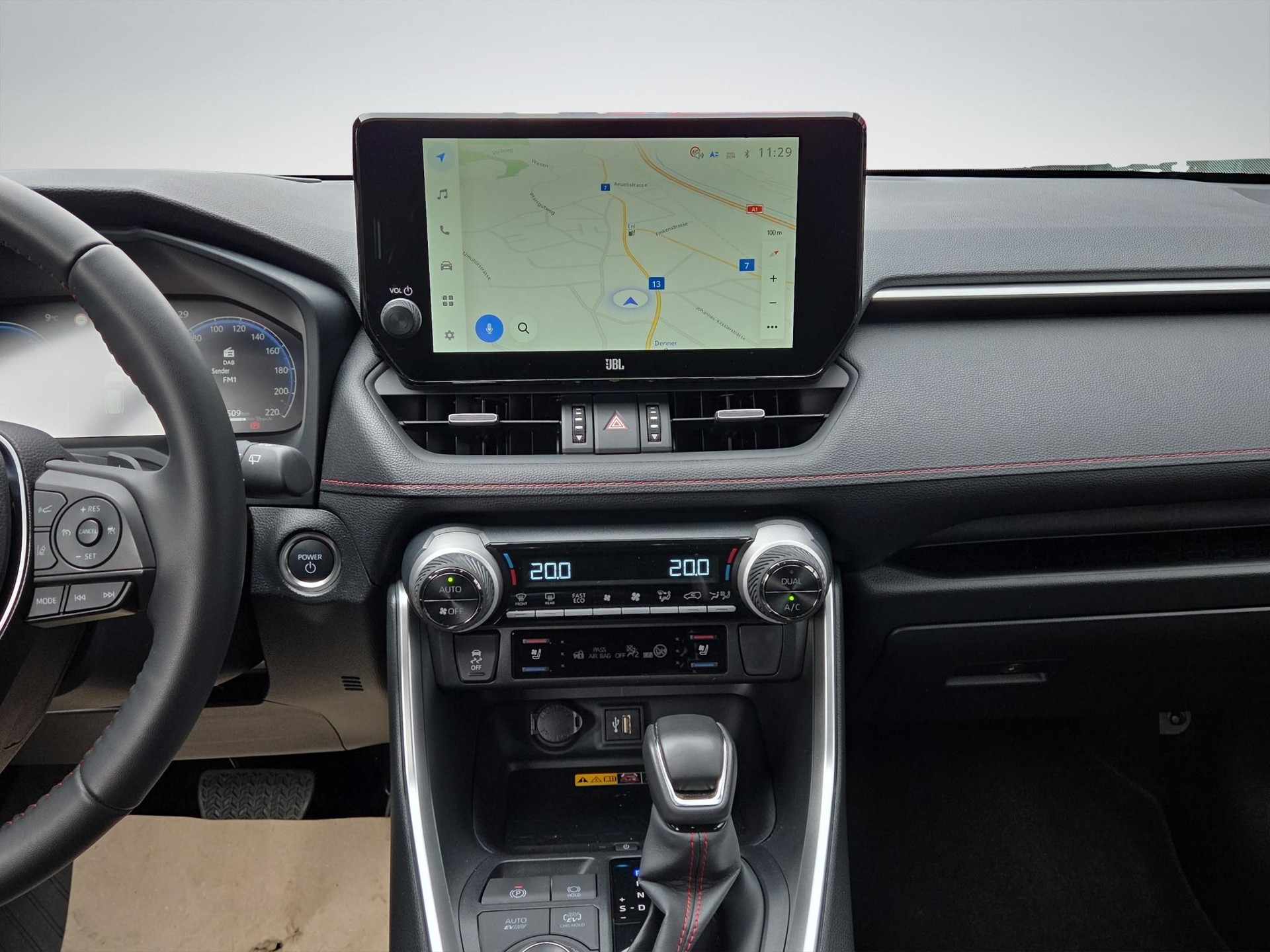 TOYOTA RAV4 2.5 Plug-In-Hybrid Platinum-image-12