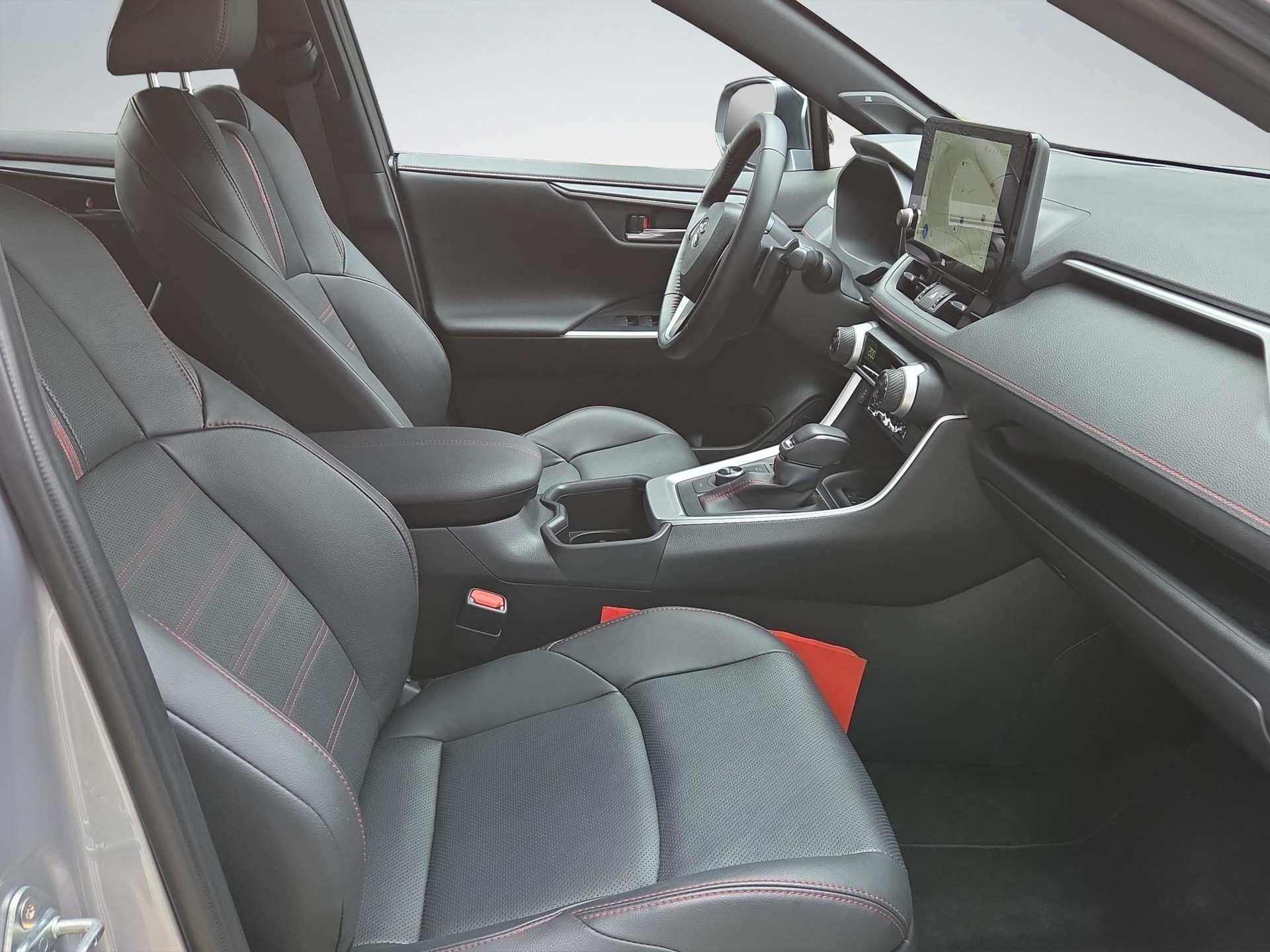 TOYOTA RAV4 2.5 Plug-In-Hybrid Platinum-image-15