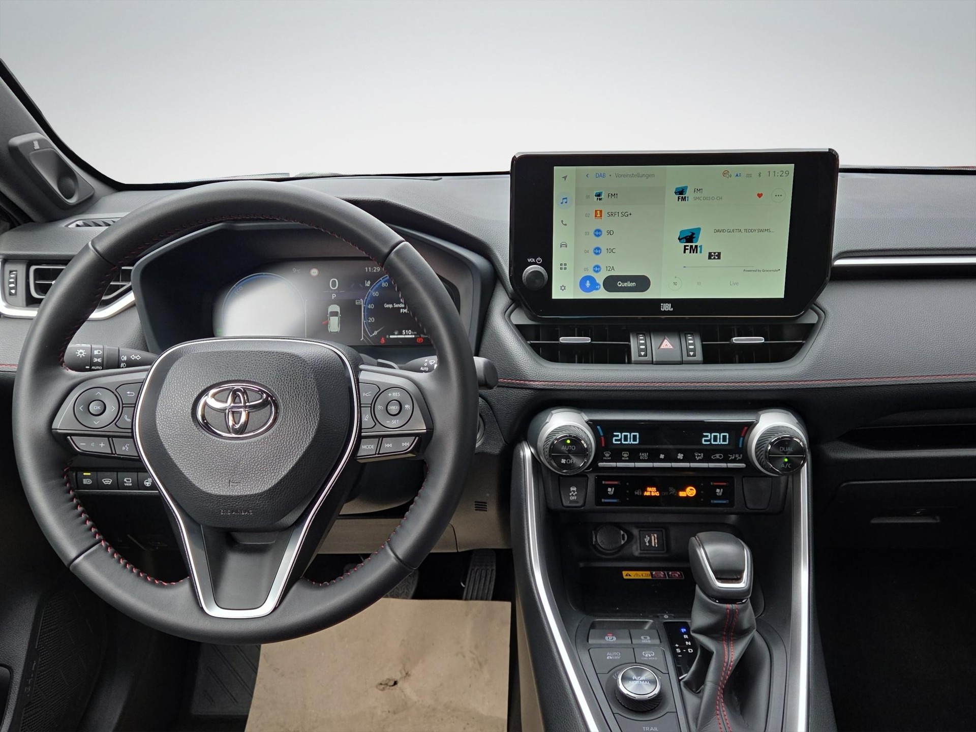 TOYOTA RAV4 2.5 Plug-In-Hybrid Platinum-image-11