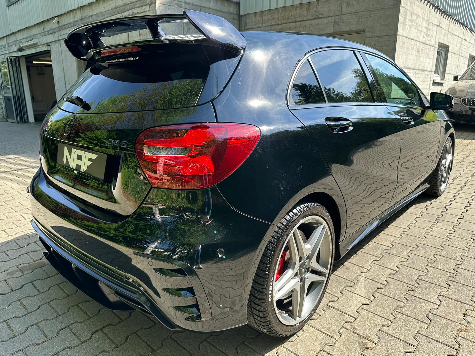 MERCEDES-BENZ A 45 AMG 4Matic Speedshift 7G-DCT-image-4