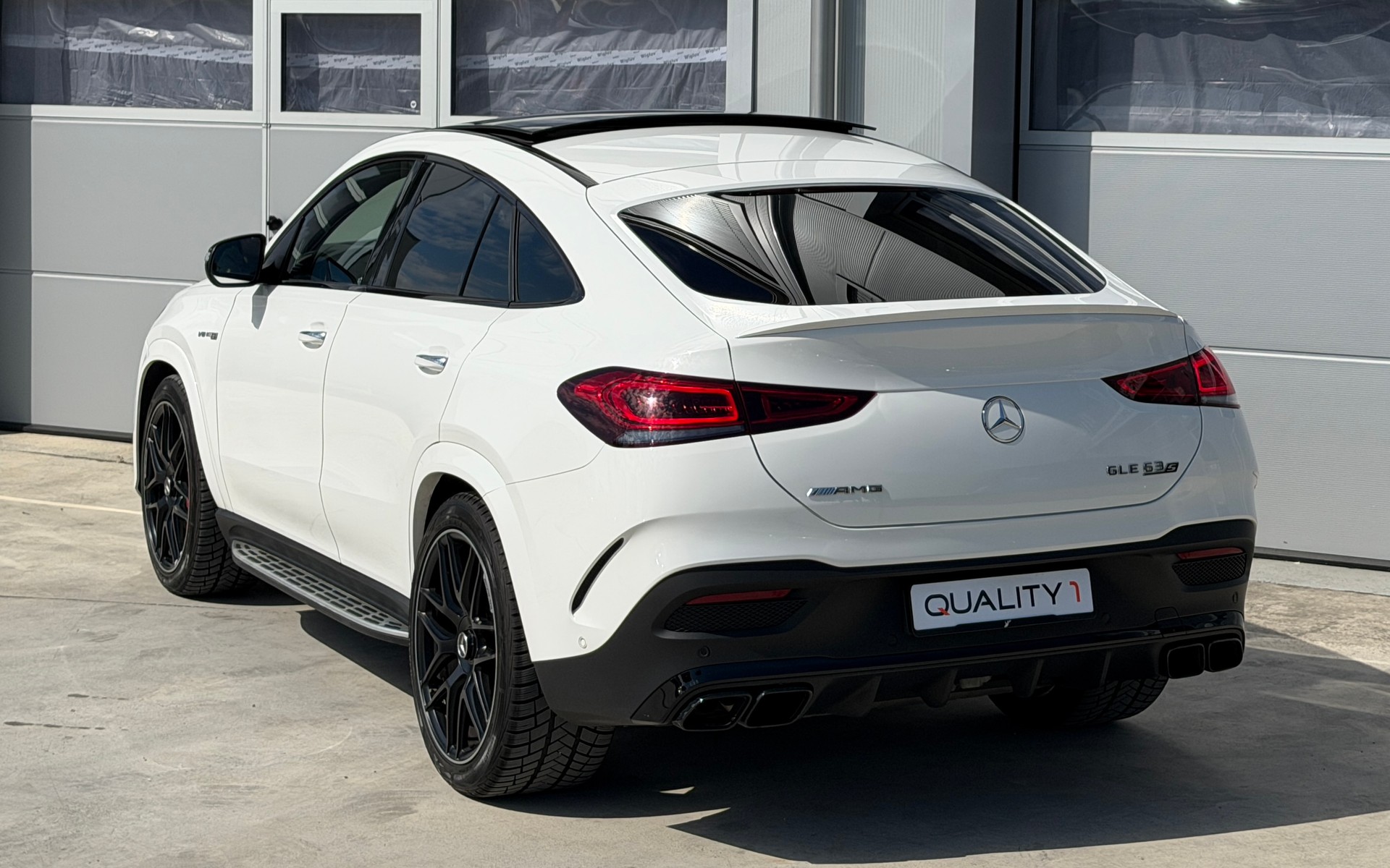 MERCEDES-BENZ GLE Coupé 63 S AMG 4Matic+ Speedshift-image-3