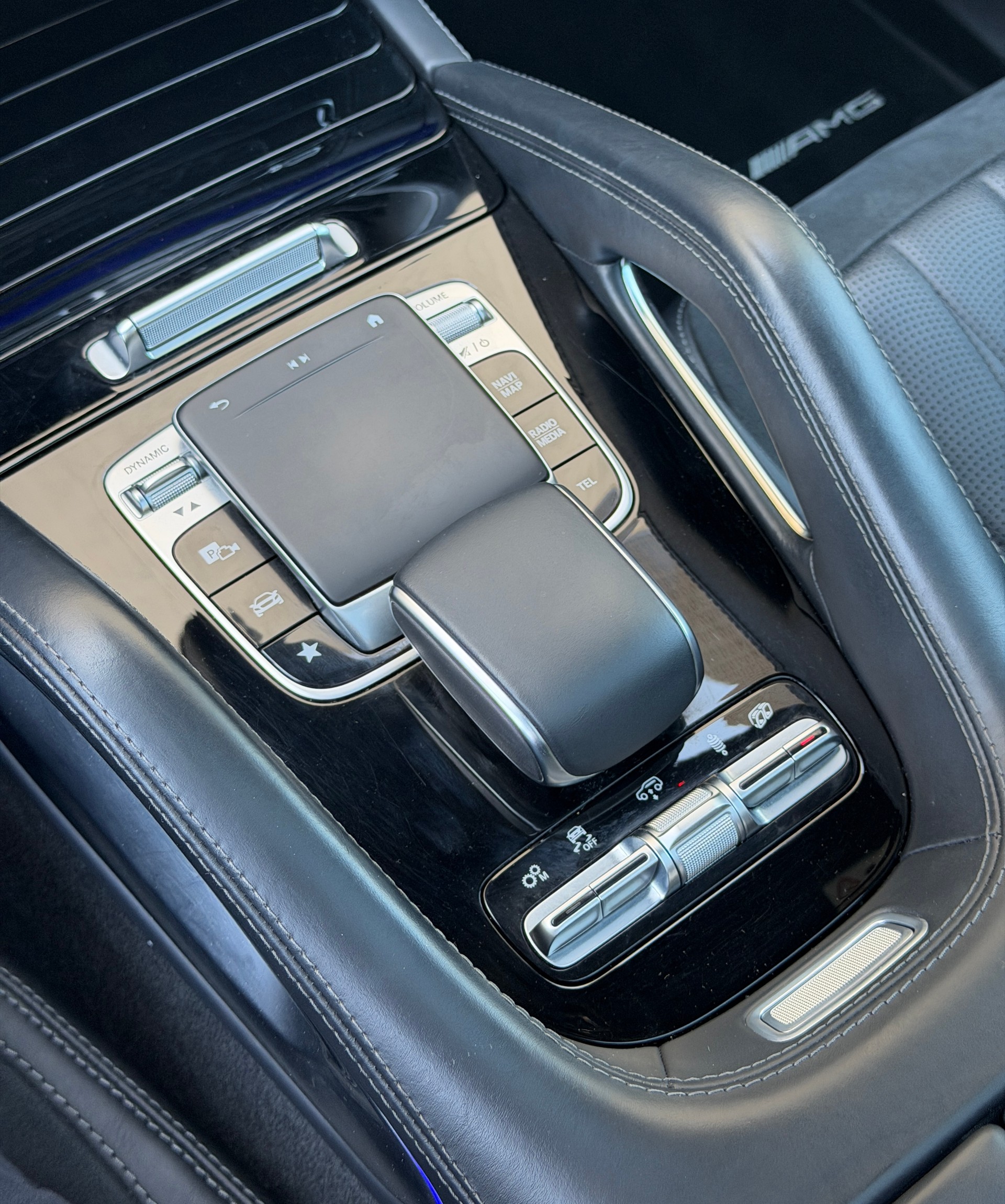 MERCEDES-BENZ GLE Coupé 63 S AMG 4Matic+ Speedshift-image-13