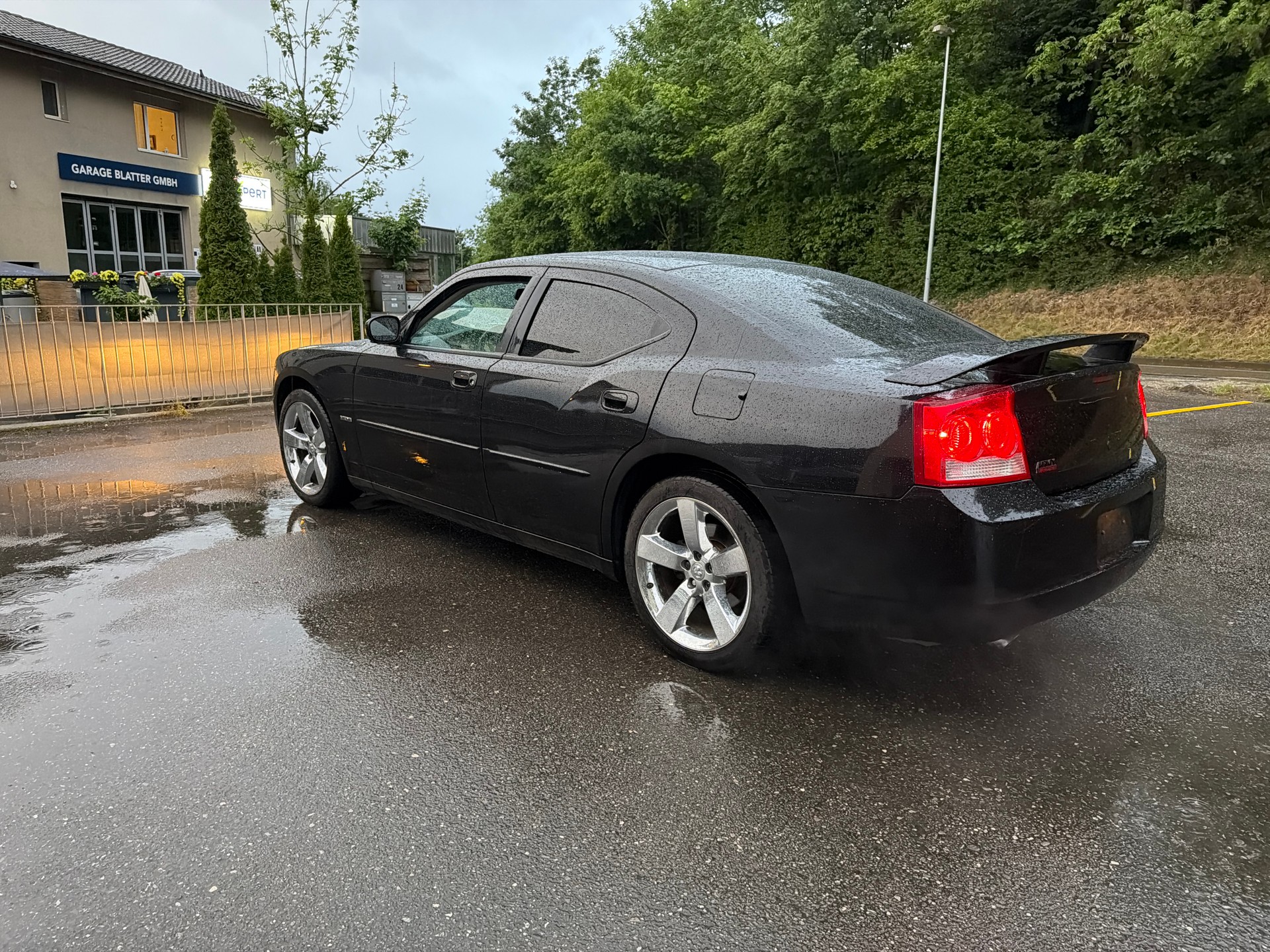 DODGE Charger 5.7 R/T V8 Hemi-image-2