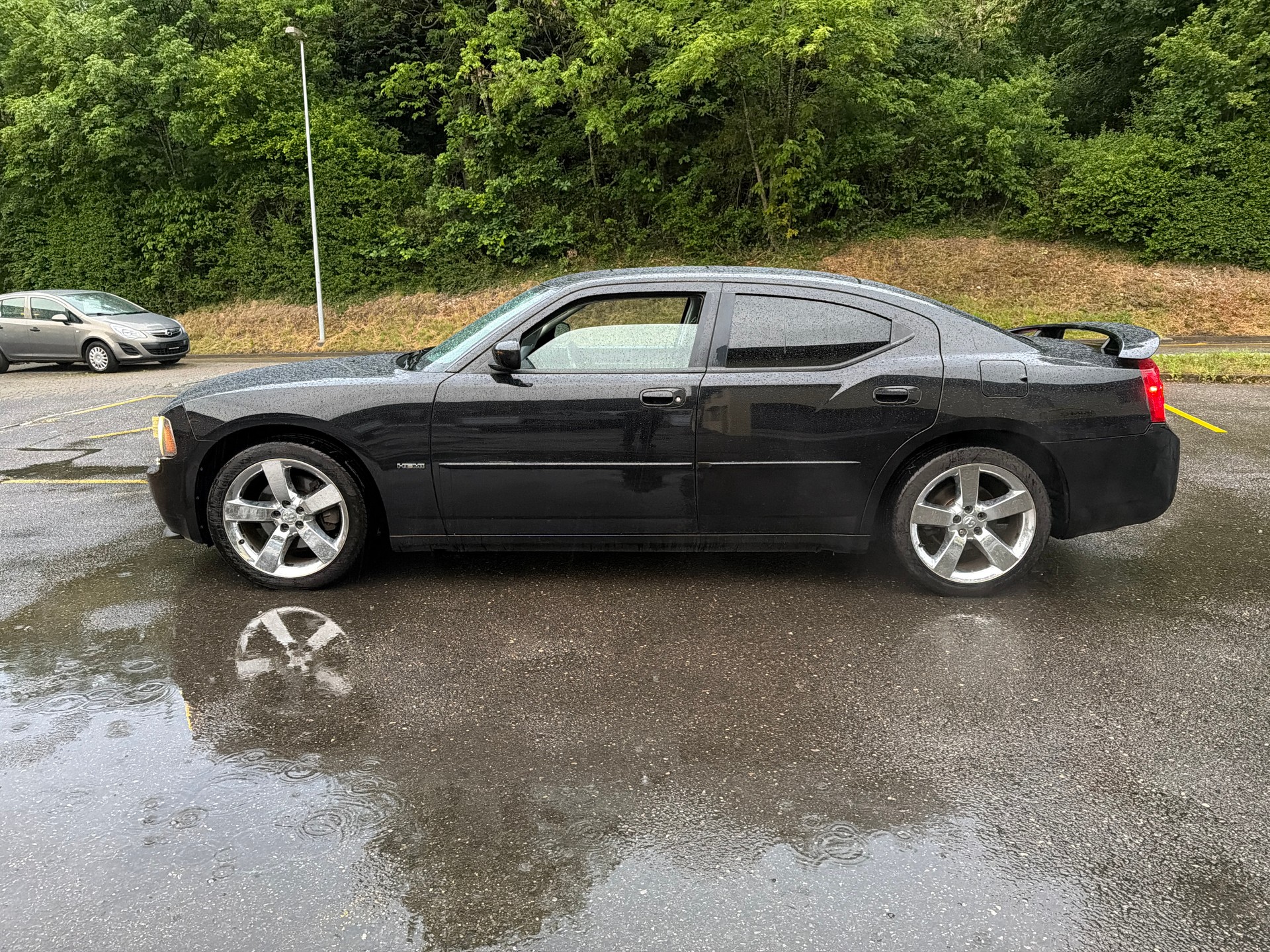 DODGE Charger 5.7 R/T V8 Hemi-image-1