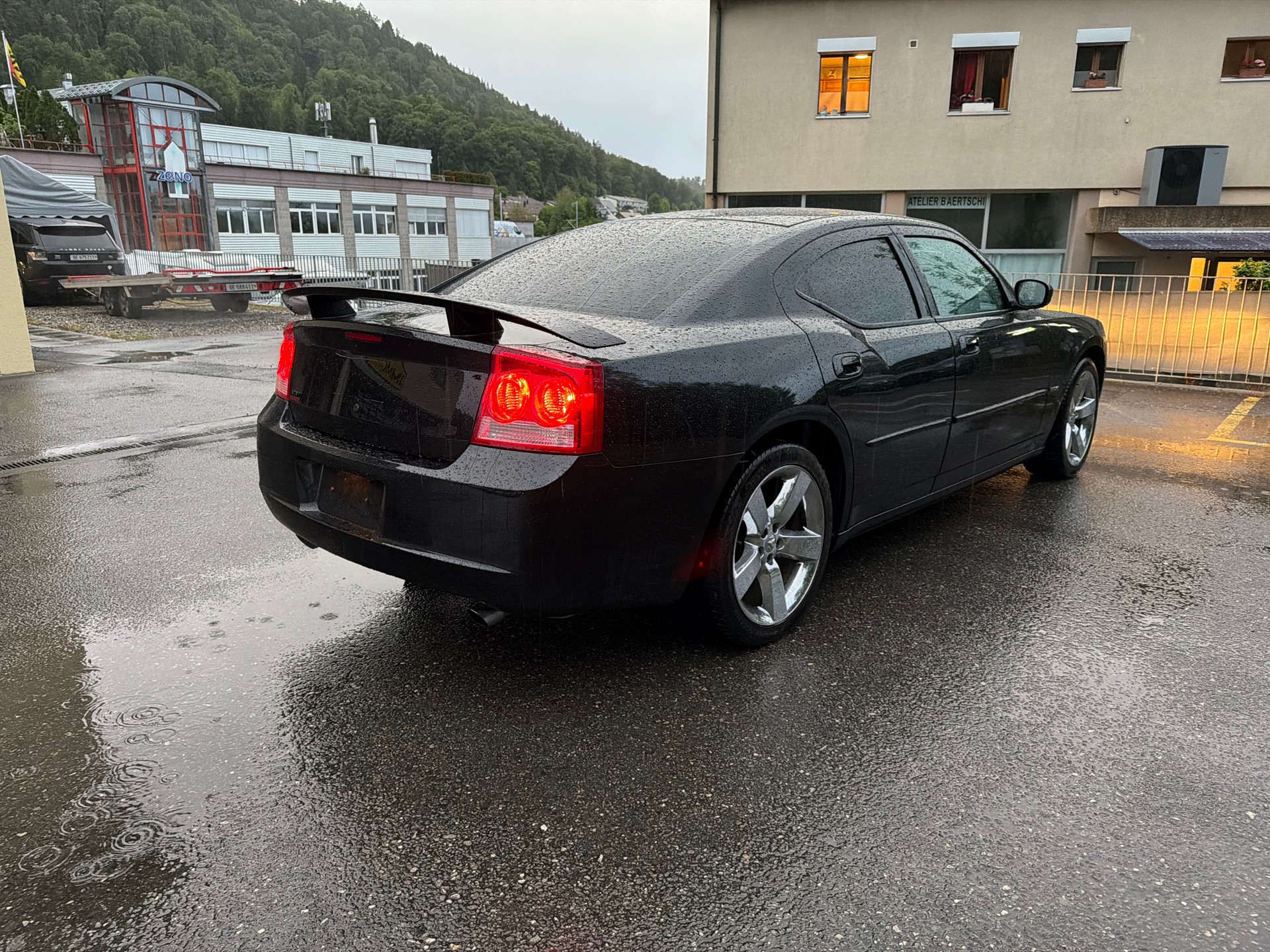 DODGE Charger 5.7 R/T V8 Hemi-image-4