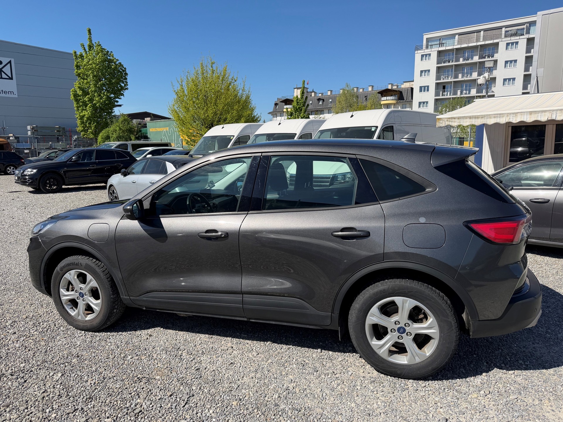 FORD Kuga 2.5 PHEV Cool & Connect 2WD-image-2