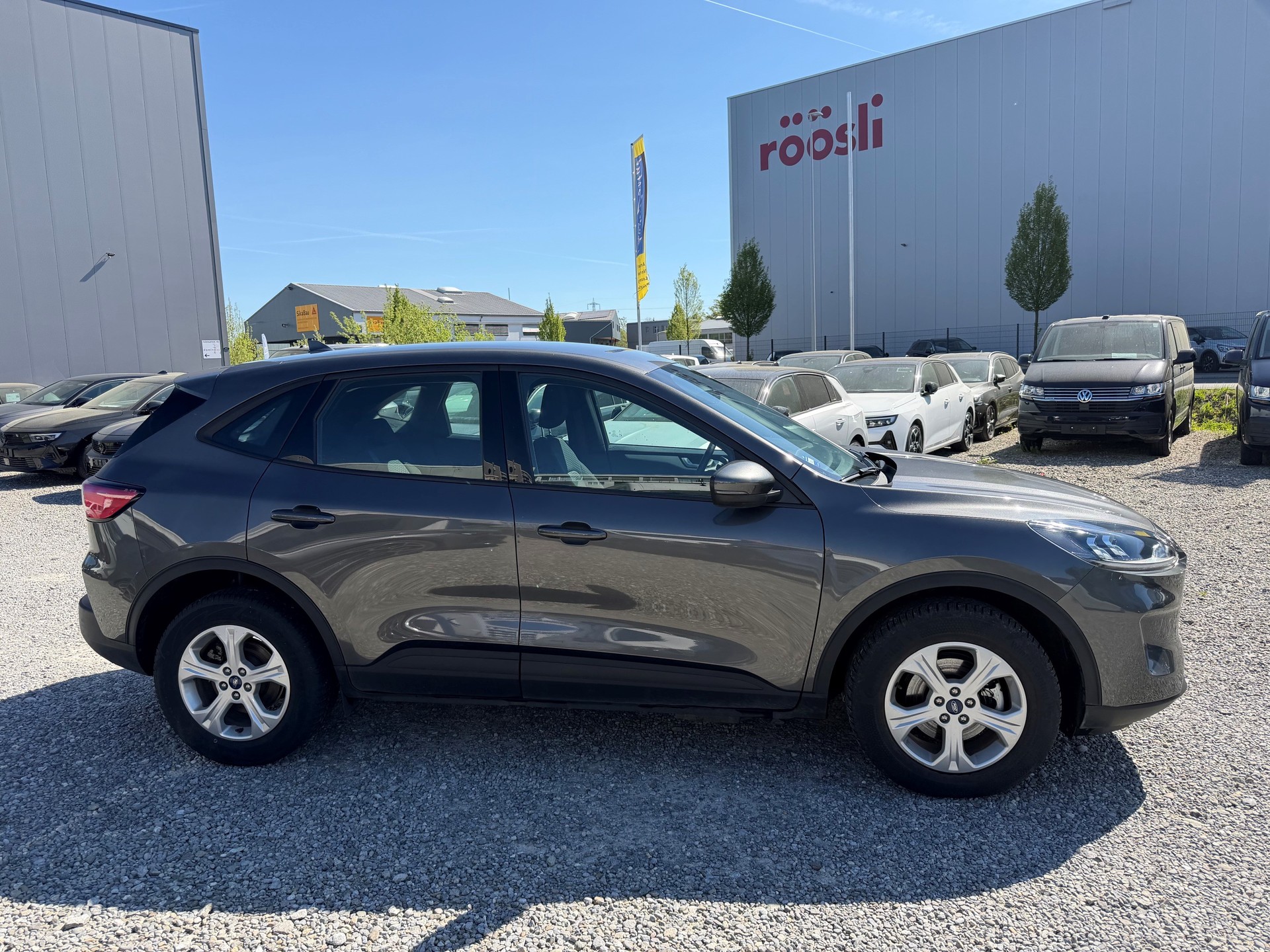 FORD Kuga 2.5 PHEV Cool & Connect 2WD-image-3
