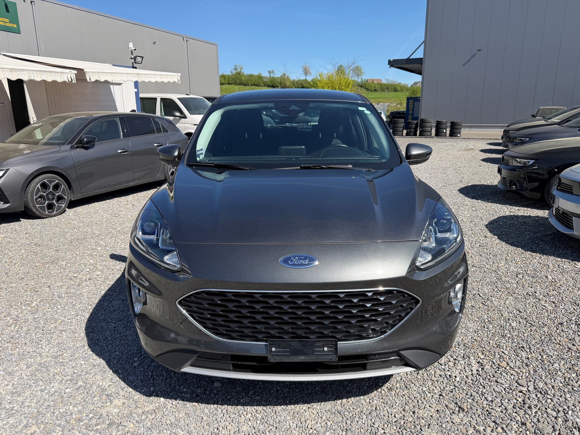 FORD Kuga 2.5 PHEV Cool & Connect 2WD-image-1