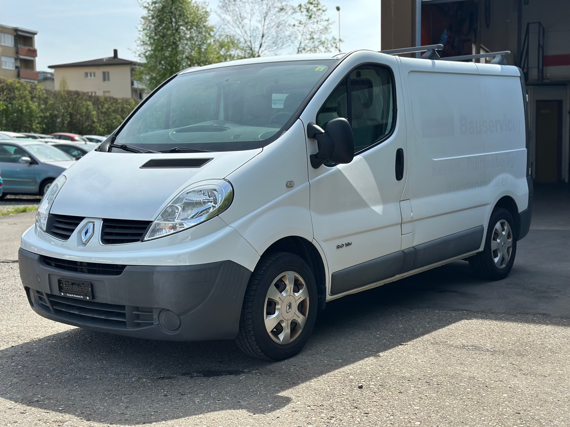 RENAULT Trafic 2.0i 2.9t L1H1-image-6