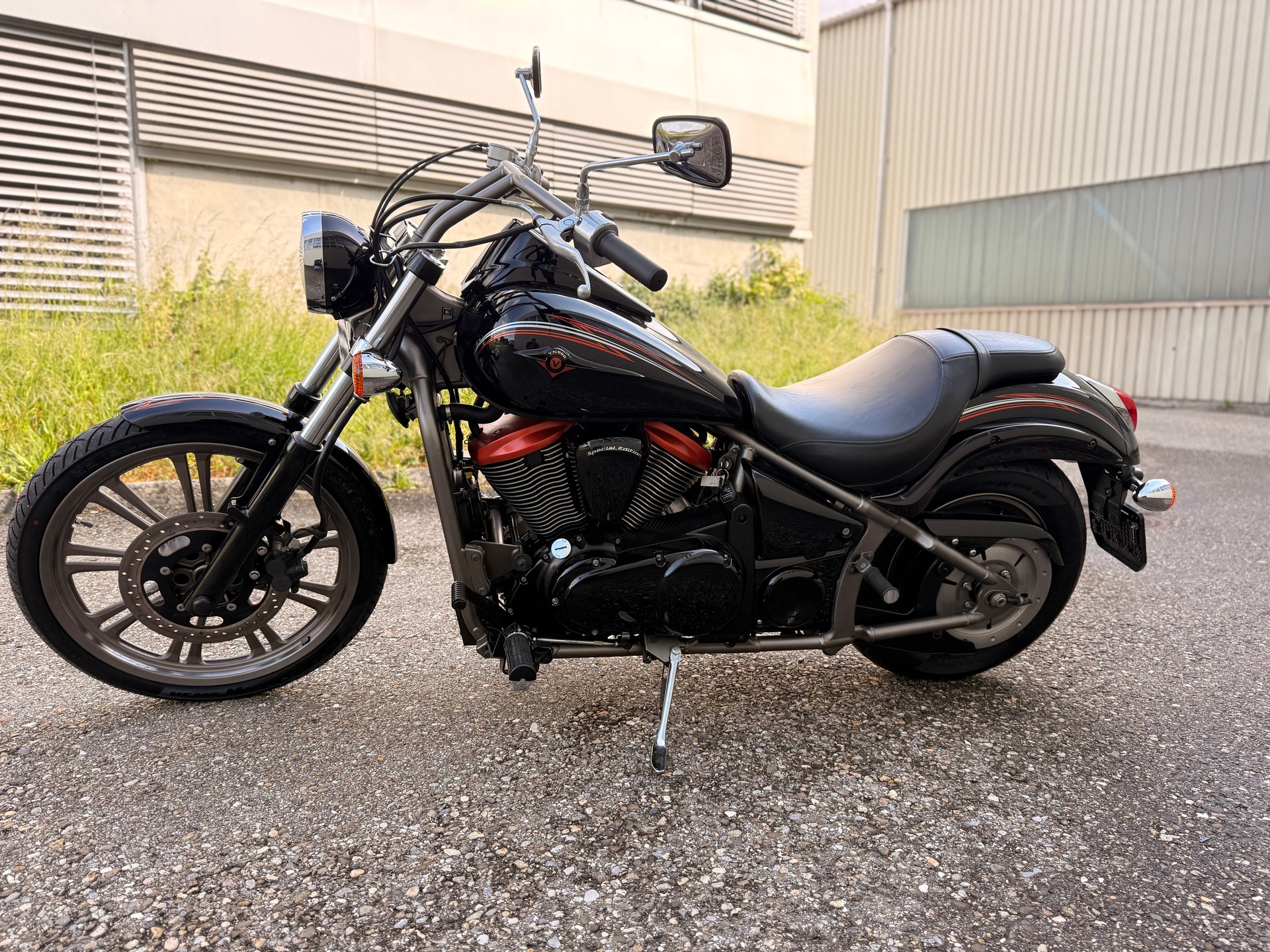 KAWASAKI VN 900 Custom