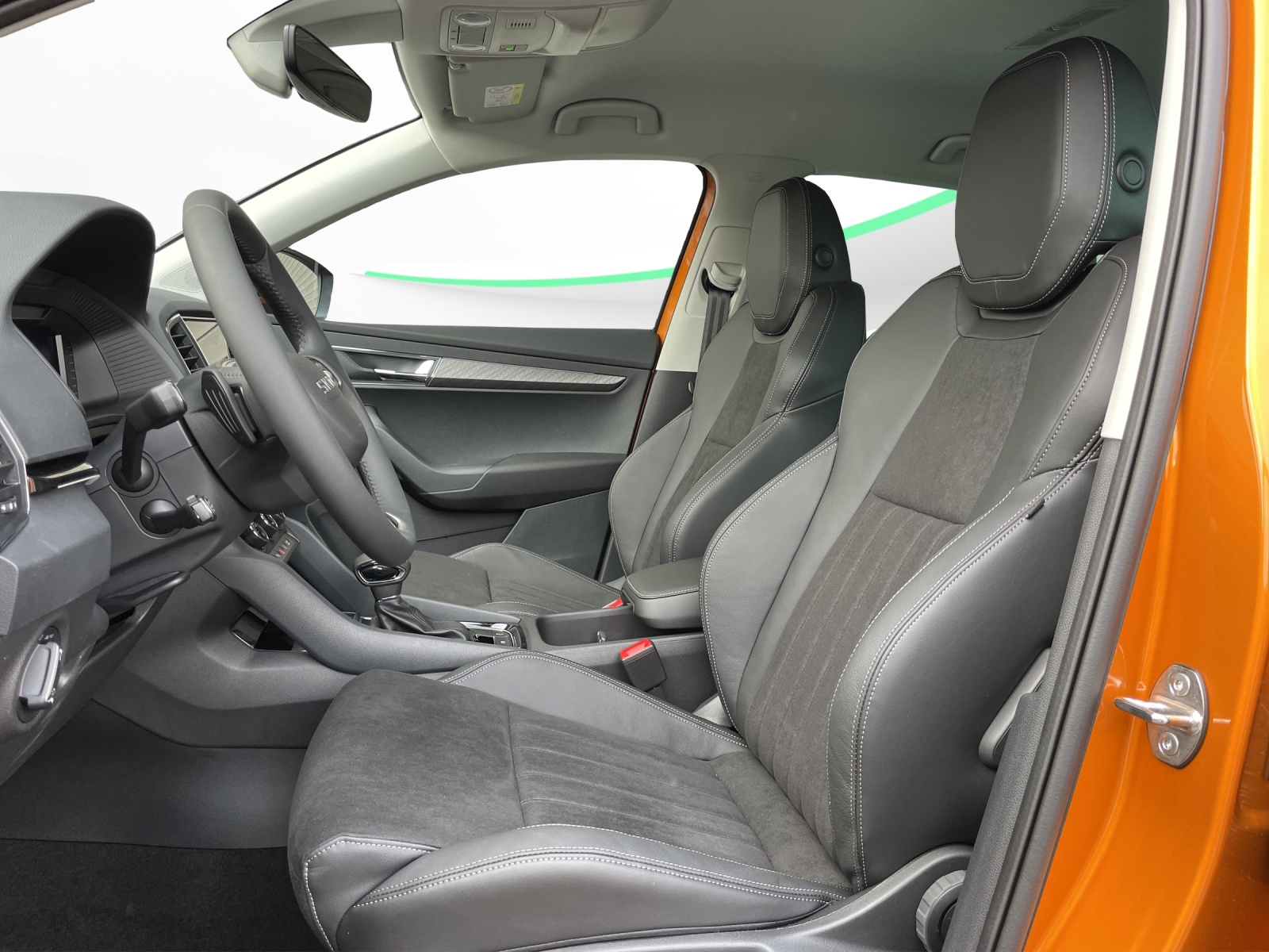 SKODA Karoq 1.5 TSI Dynamic DSG-image-6