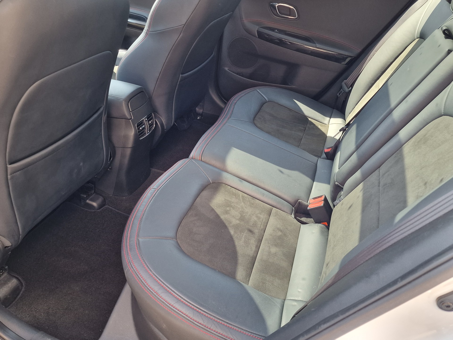 KIA Cee'd 1.6 GDi Turbo GT-image-5