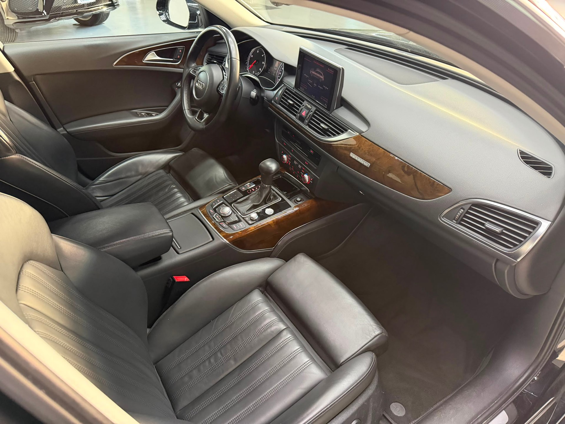 AUDI A6 Avant 3.0 BiTDI V6 quattro tiptronic-image-8