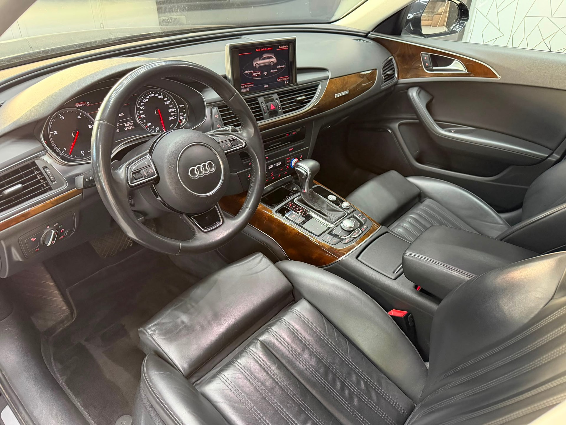 AUDI A6 Avant 3.0 BiTDI V6 quattro tiptronic-image-5