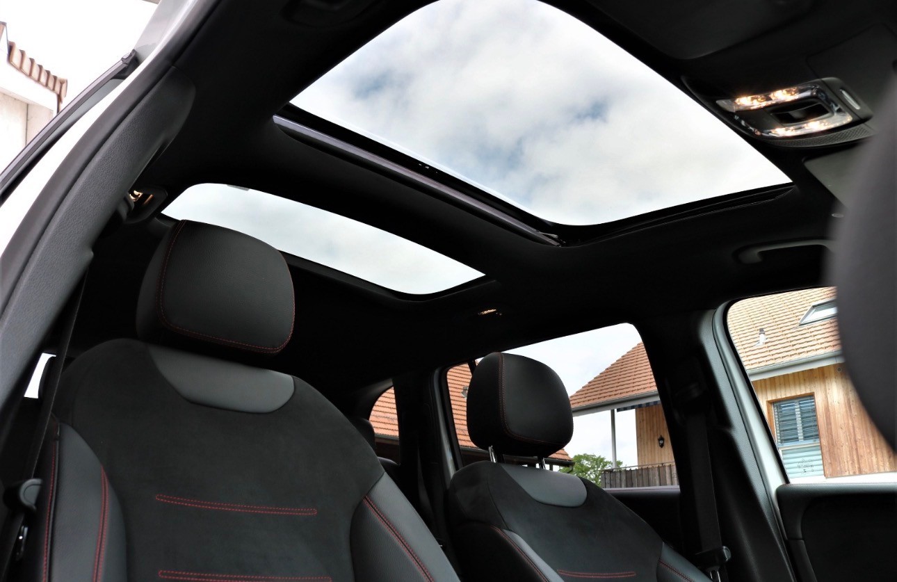 MERCEDES-BENZ GLB 250 4Matic AMG Line 8G-Tronic (CH)-image-6