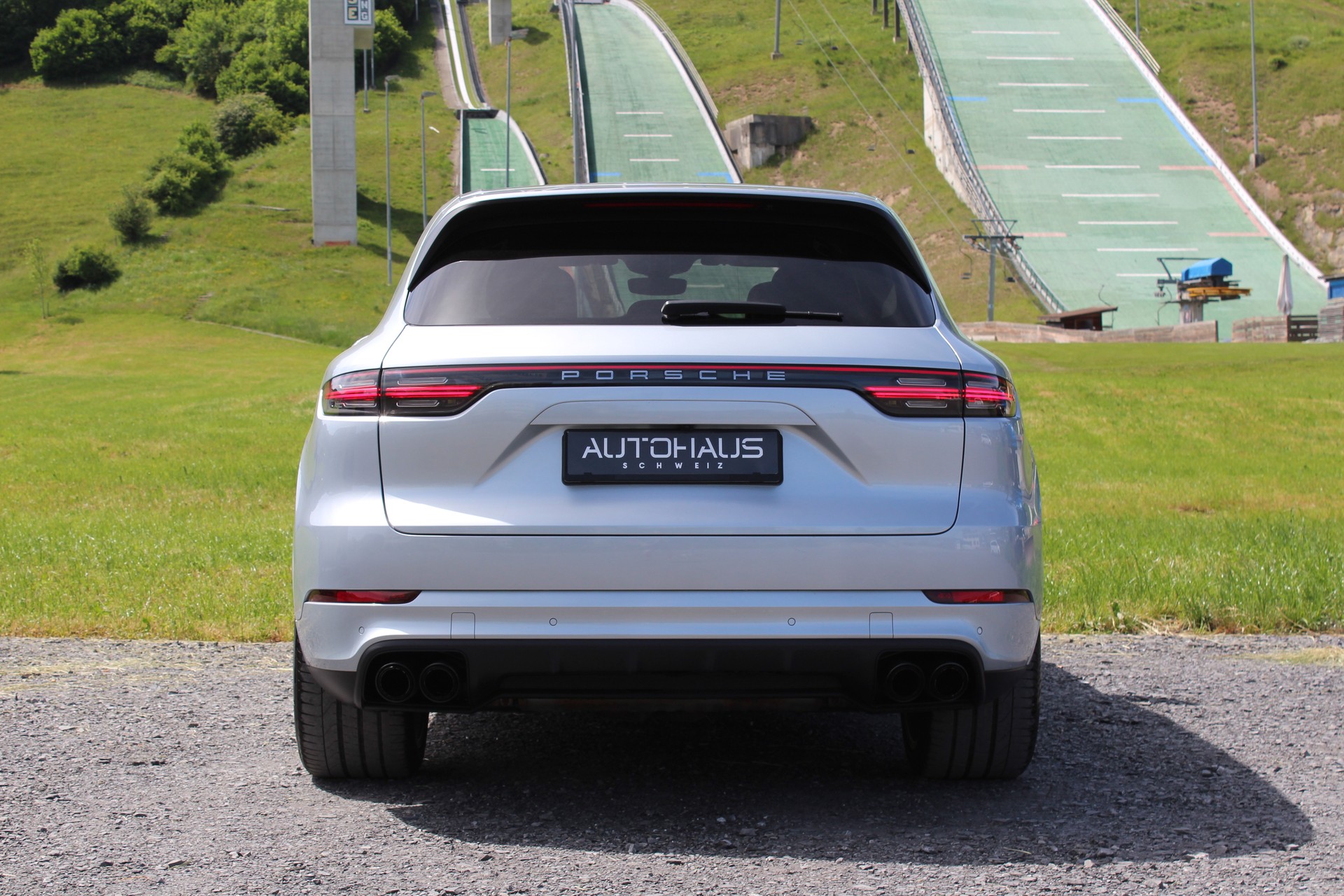 PORSCHE Cayenne-image-5