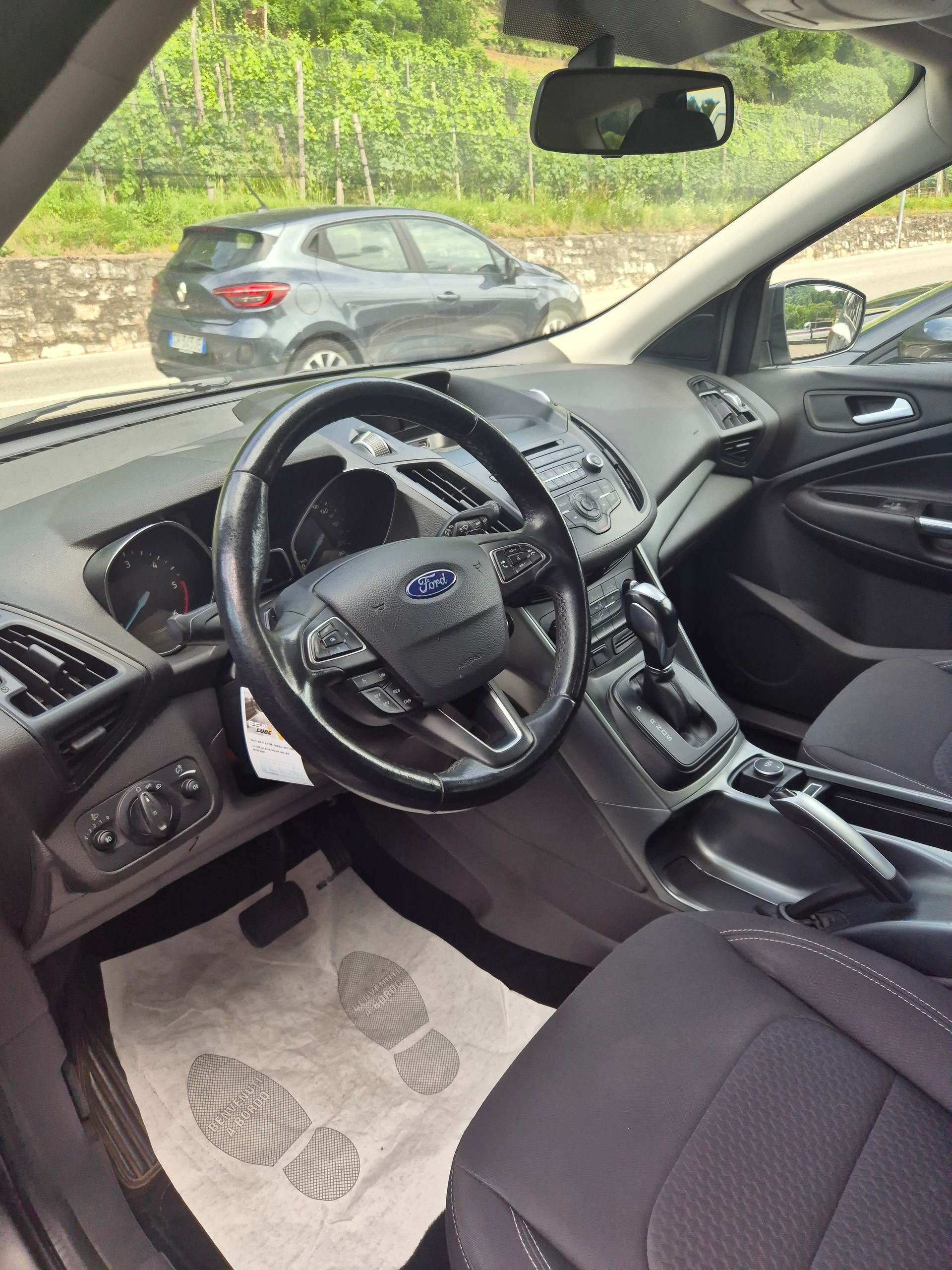 FORD Kuga 2.0 TDCi Titanium 4WD PowerShift-image-6