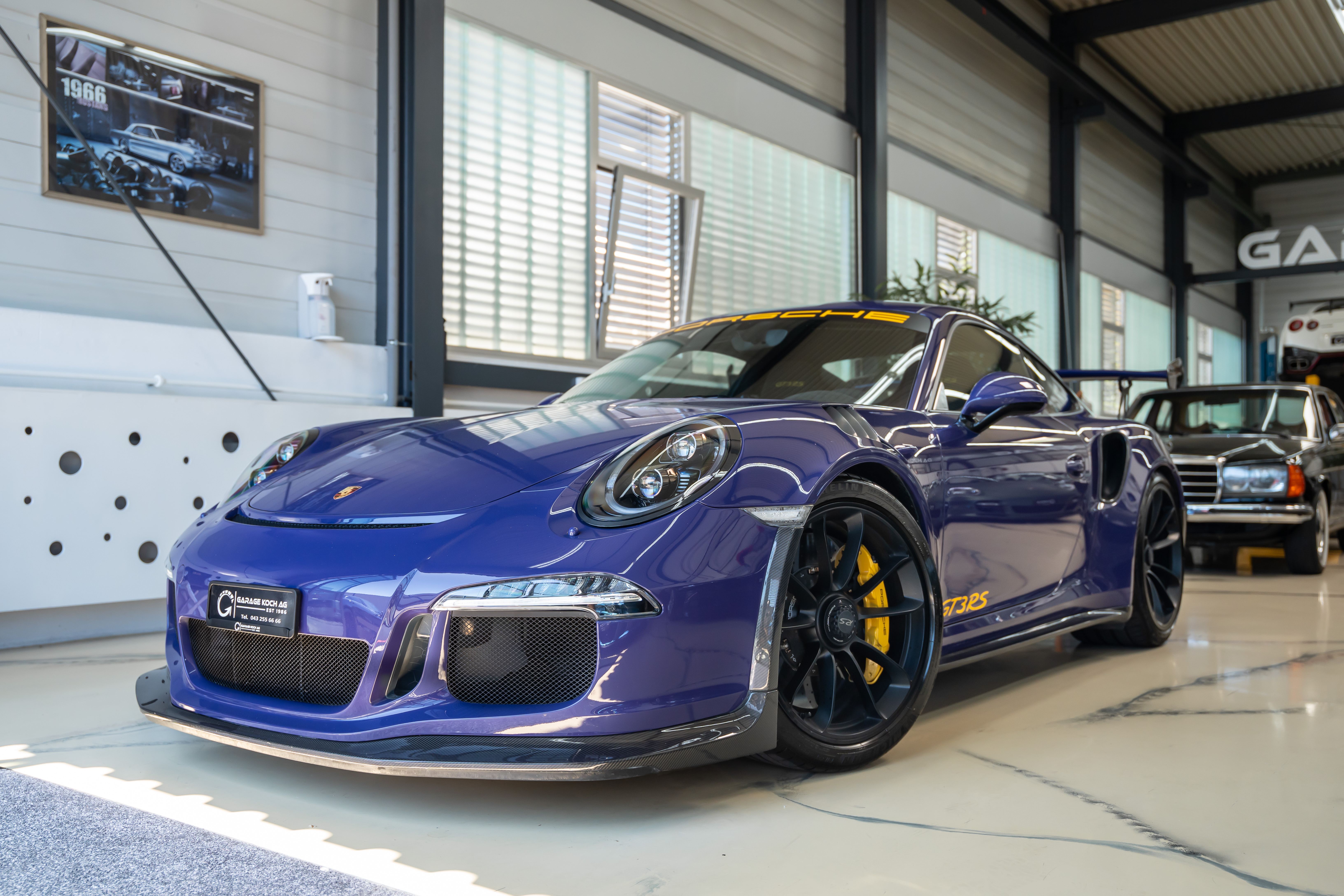 Car photo