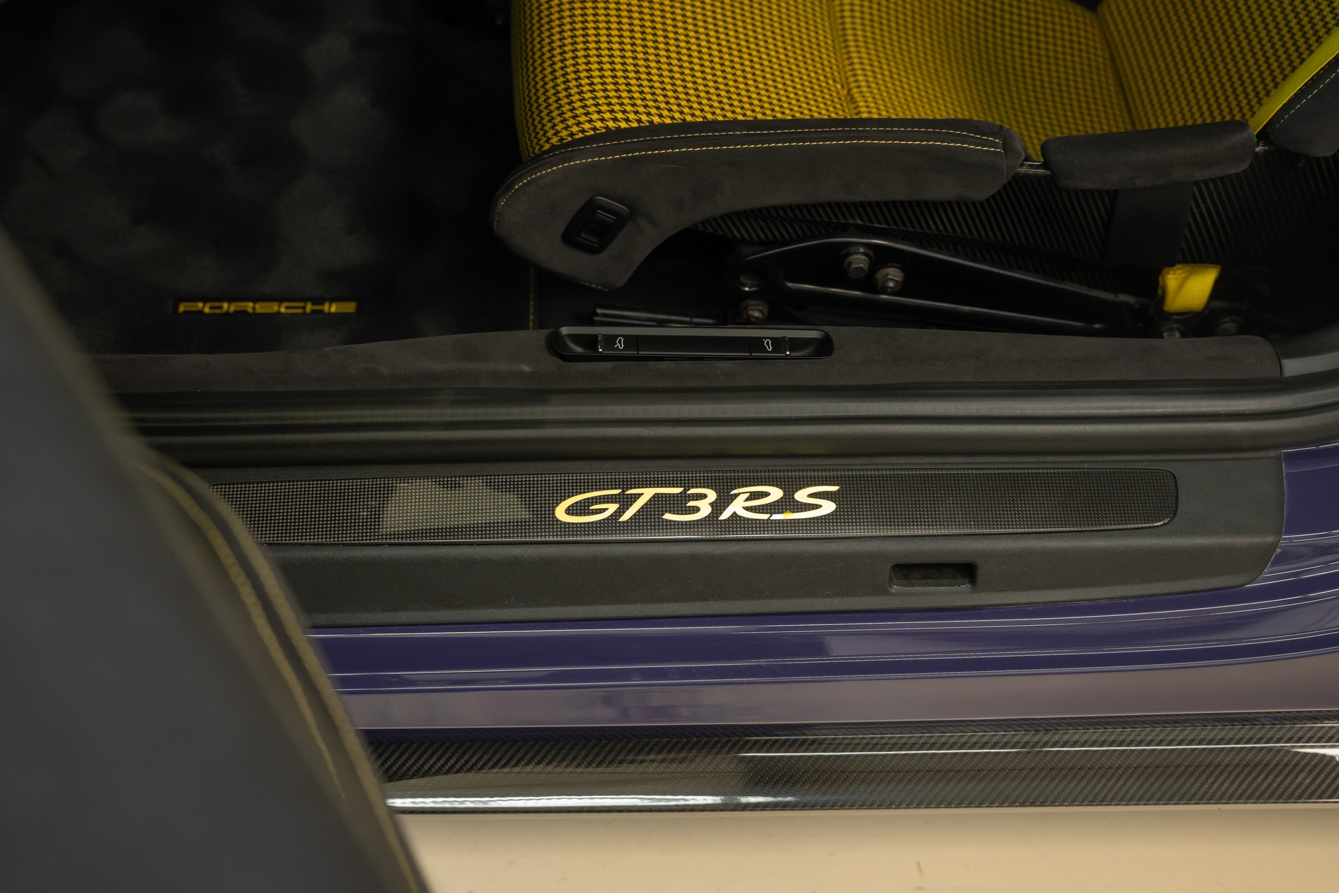 PORSCHE 911 GT3 RS PDK / TECHART ** Ultraviolett **-image-20