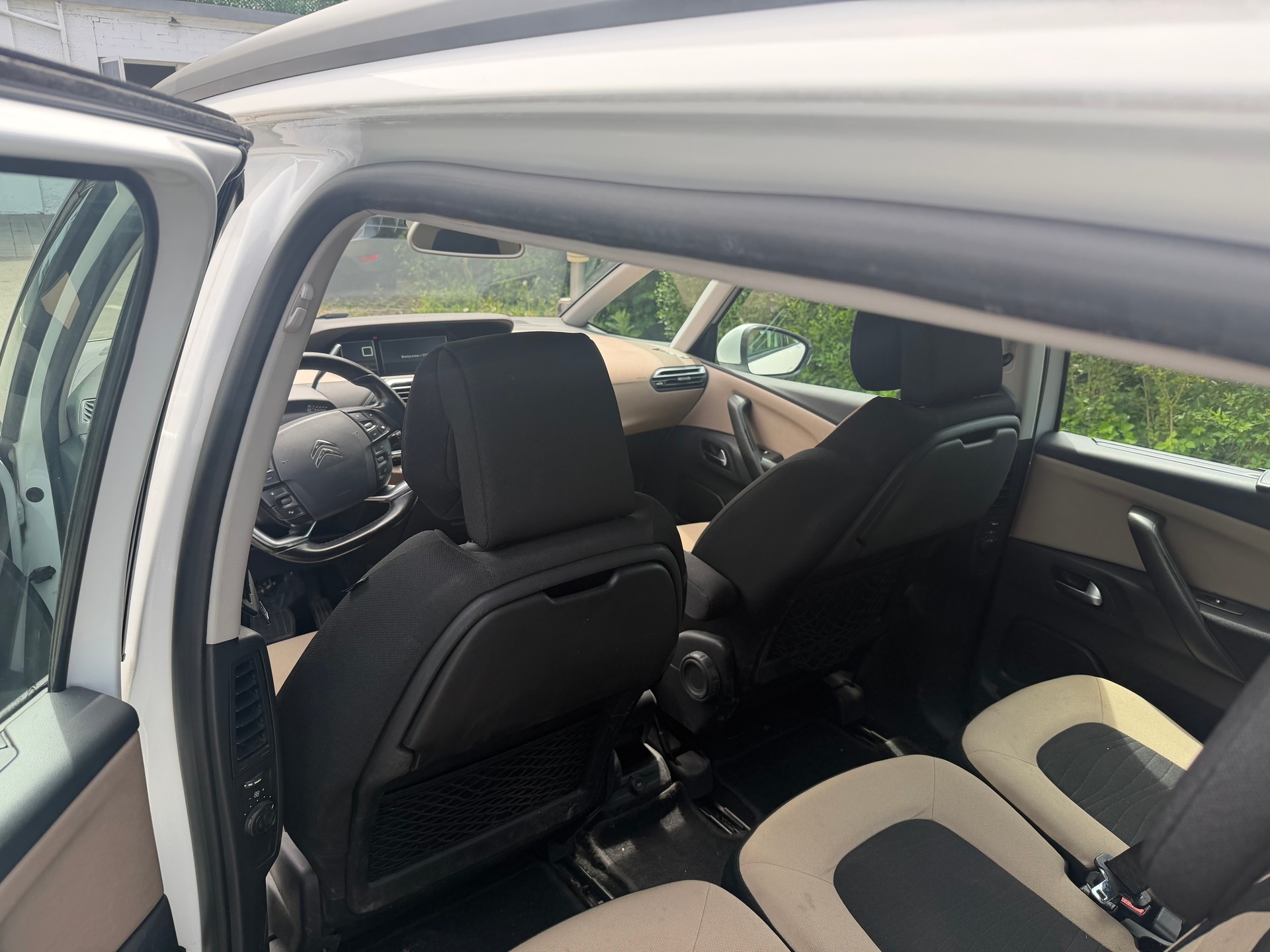 CITROEN C4 PICASSO-image-7