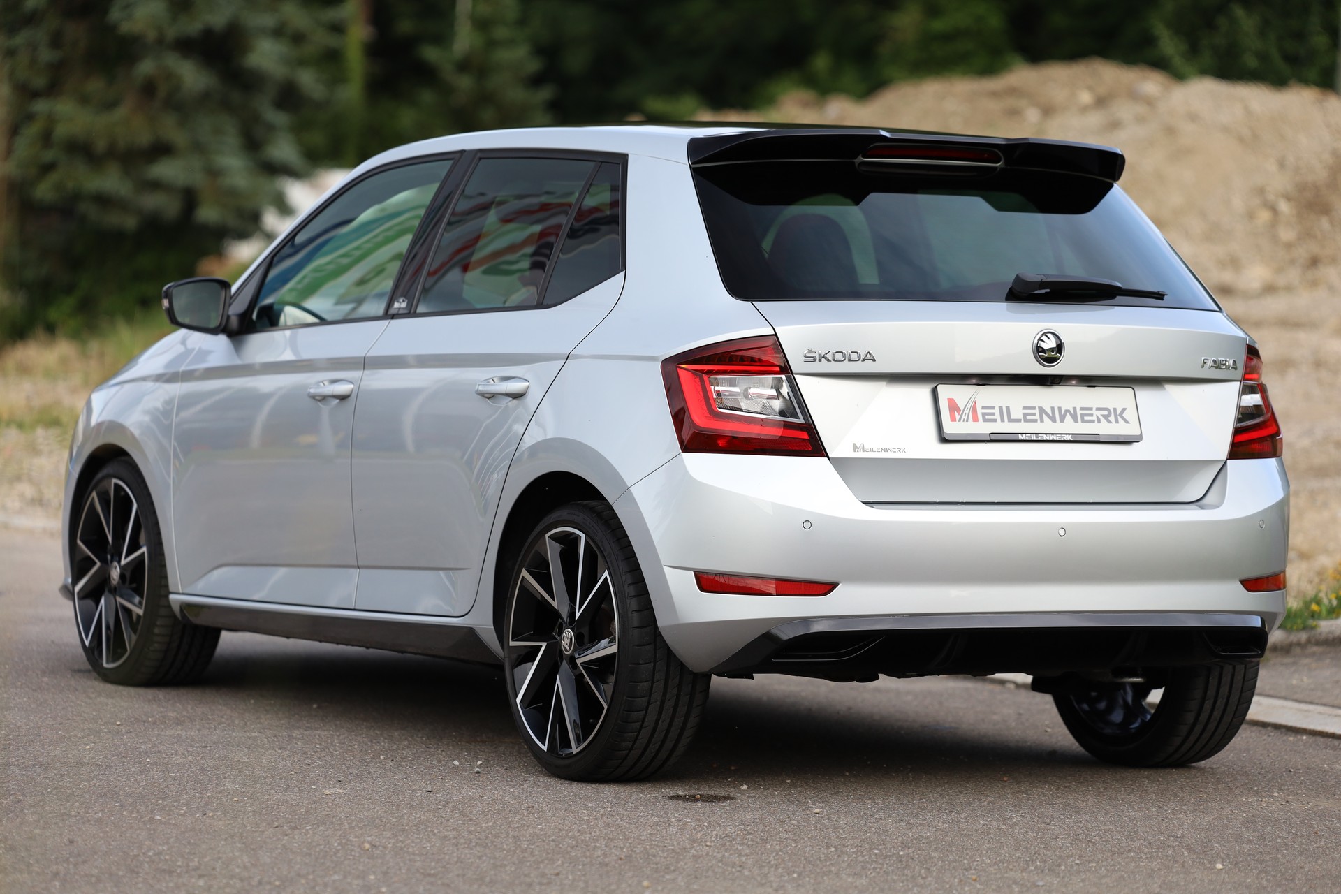 SKODA Fabia 1.0 TSI Monte Carlo DSG-image-2