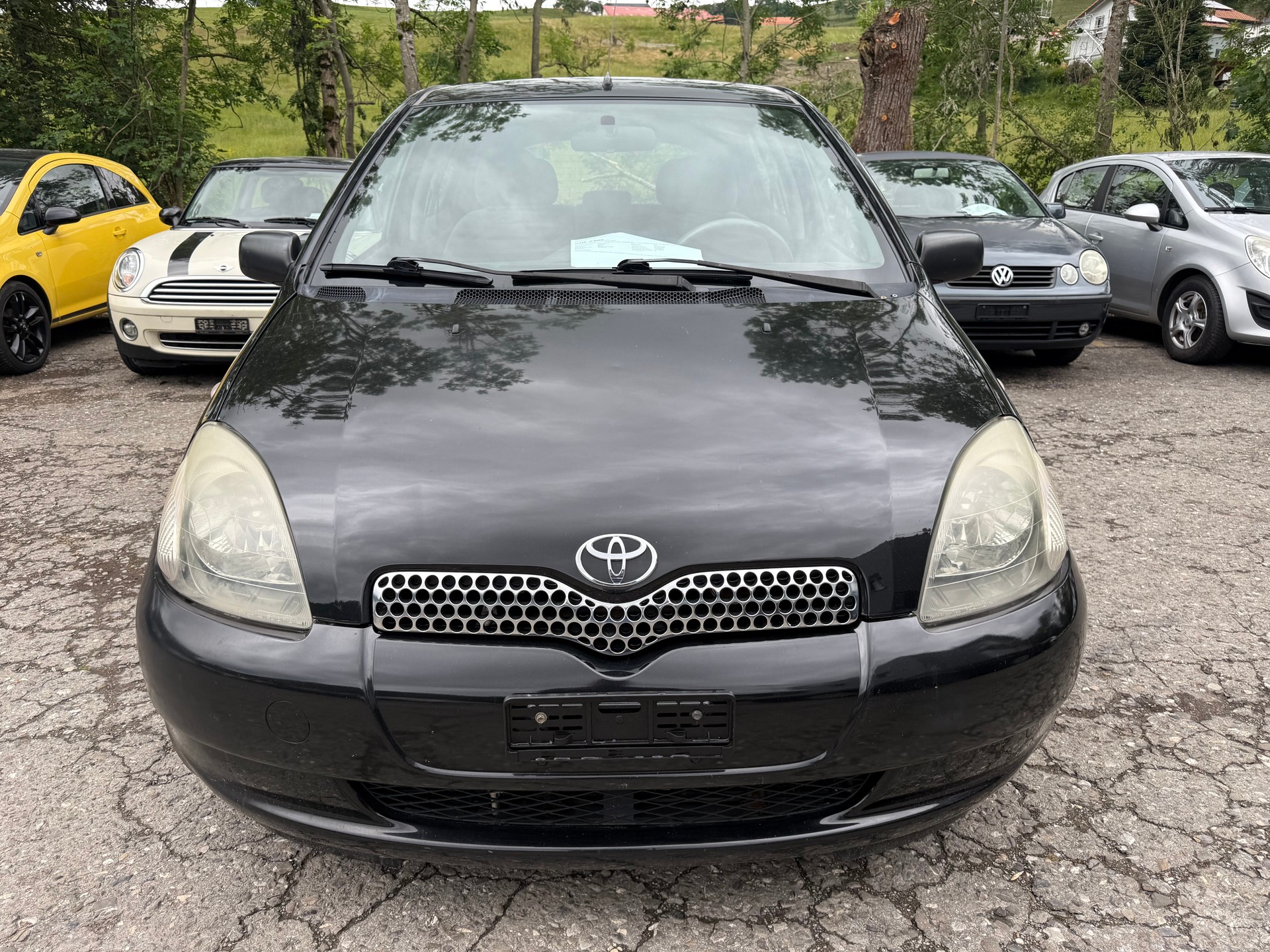 TOYOTA Yaris 1.3 Linea Sol-image-1