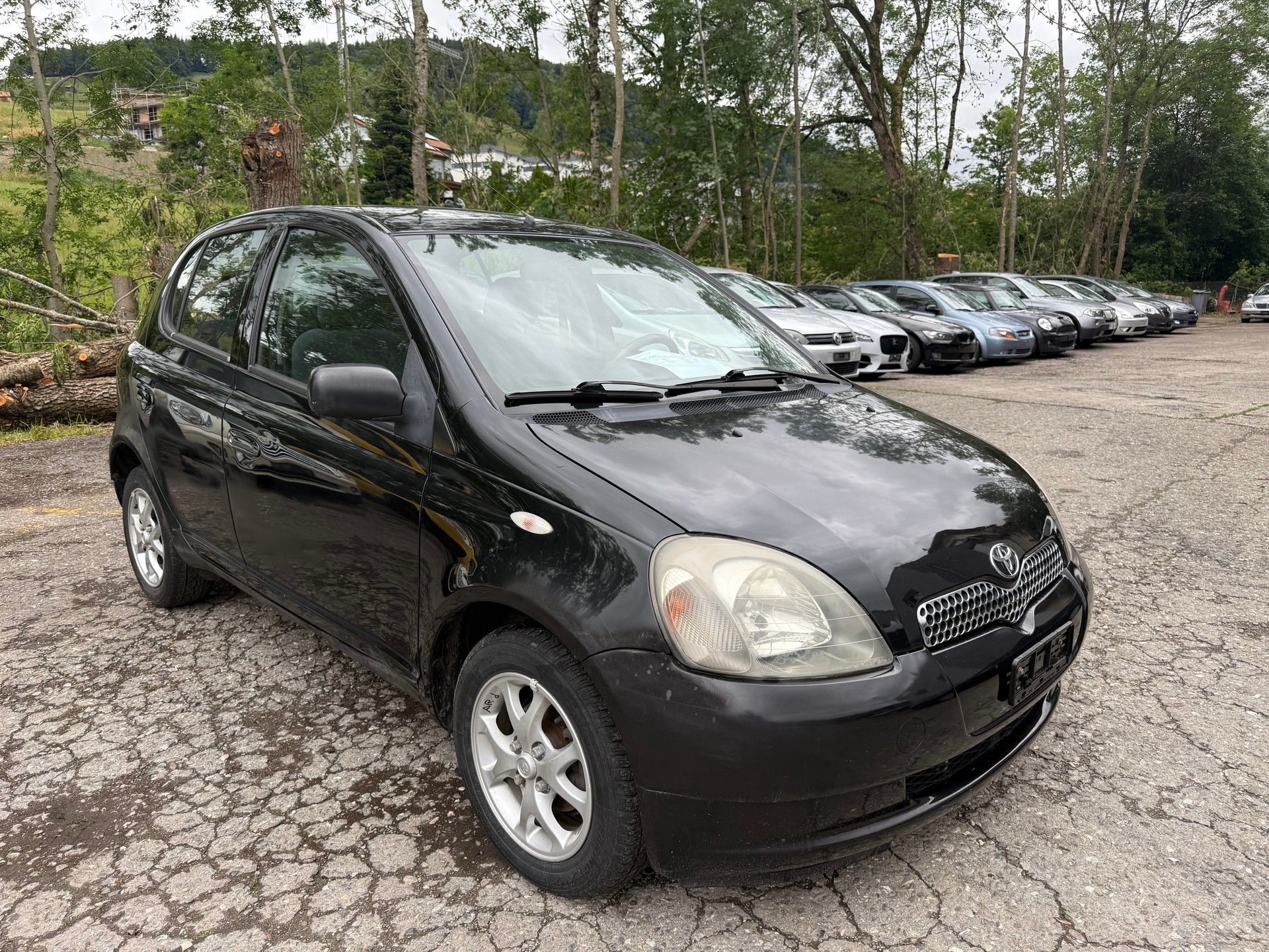 TOYOTA Yaris 1.3 Linea Sol-image-2