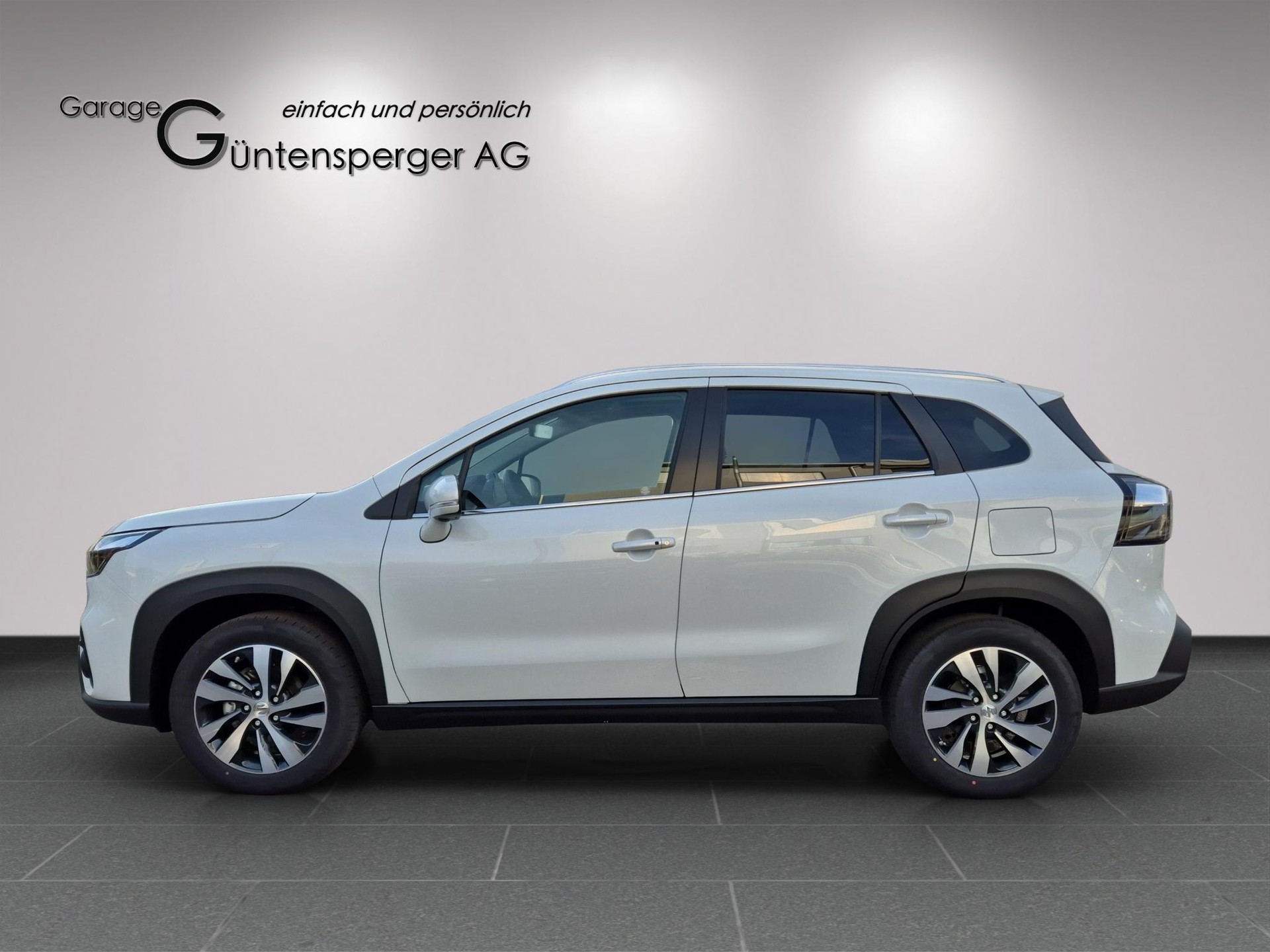 SUZUKI S-Cross 1.4 T Compact Top Hybrid 4x4-image-1