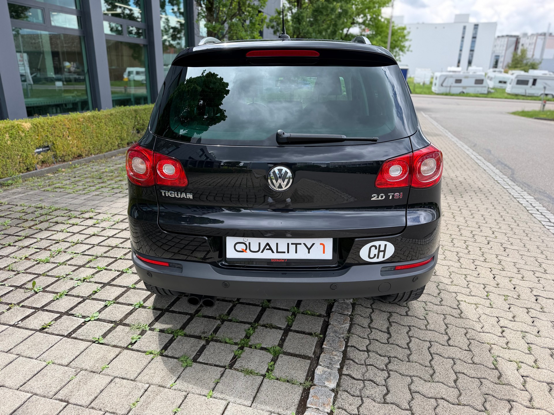 VW Tiguan 2.0 TSI Sport&Style Tiptronic-image-5