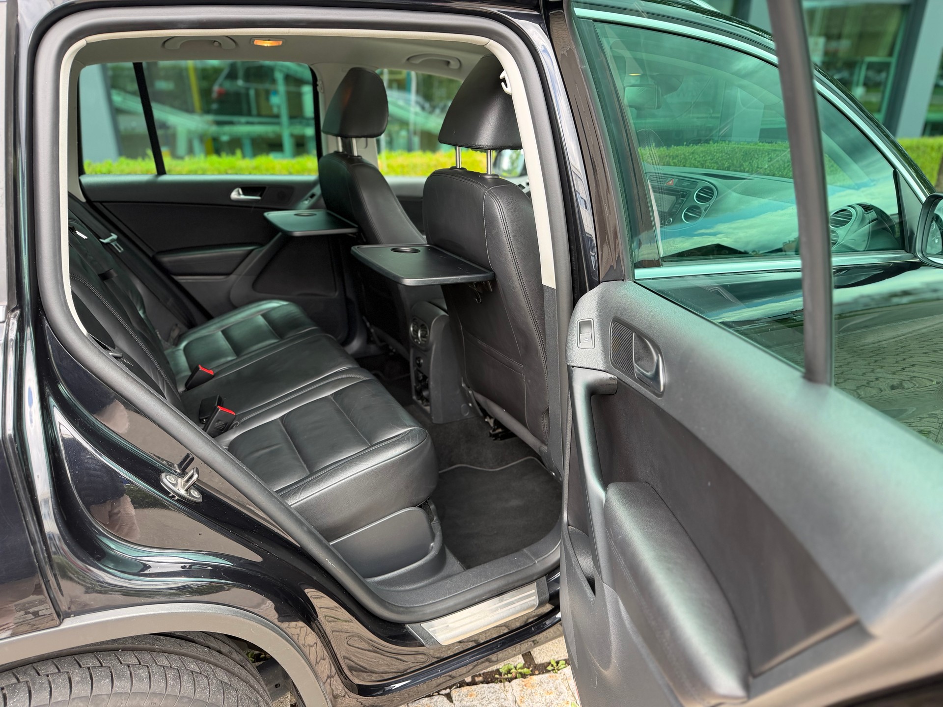 VW Tiguan 2.0 TSI Sport&Style Tiptronic-image-12
