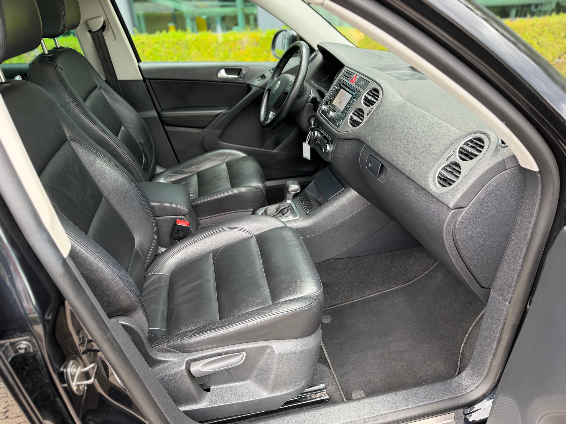 VW Tiguan 2.0 TSI Sport&Style Tiptronic-image-17