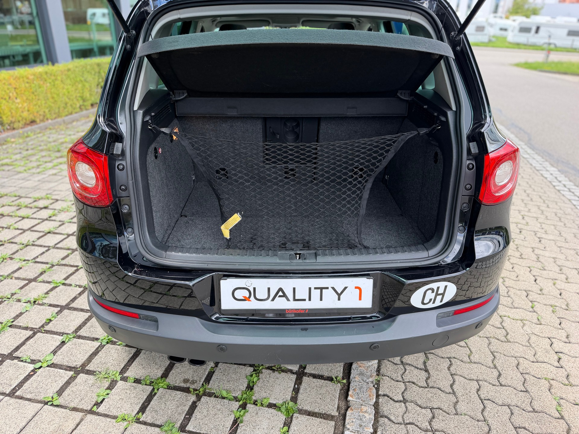 VW Tiguan 2.0 TSI Sport&Style Tiptronic-image-10