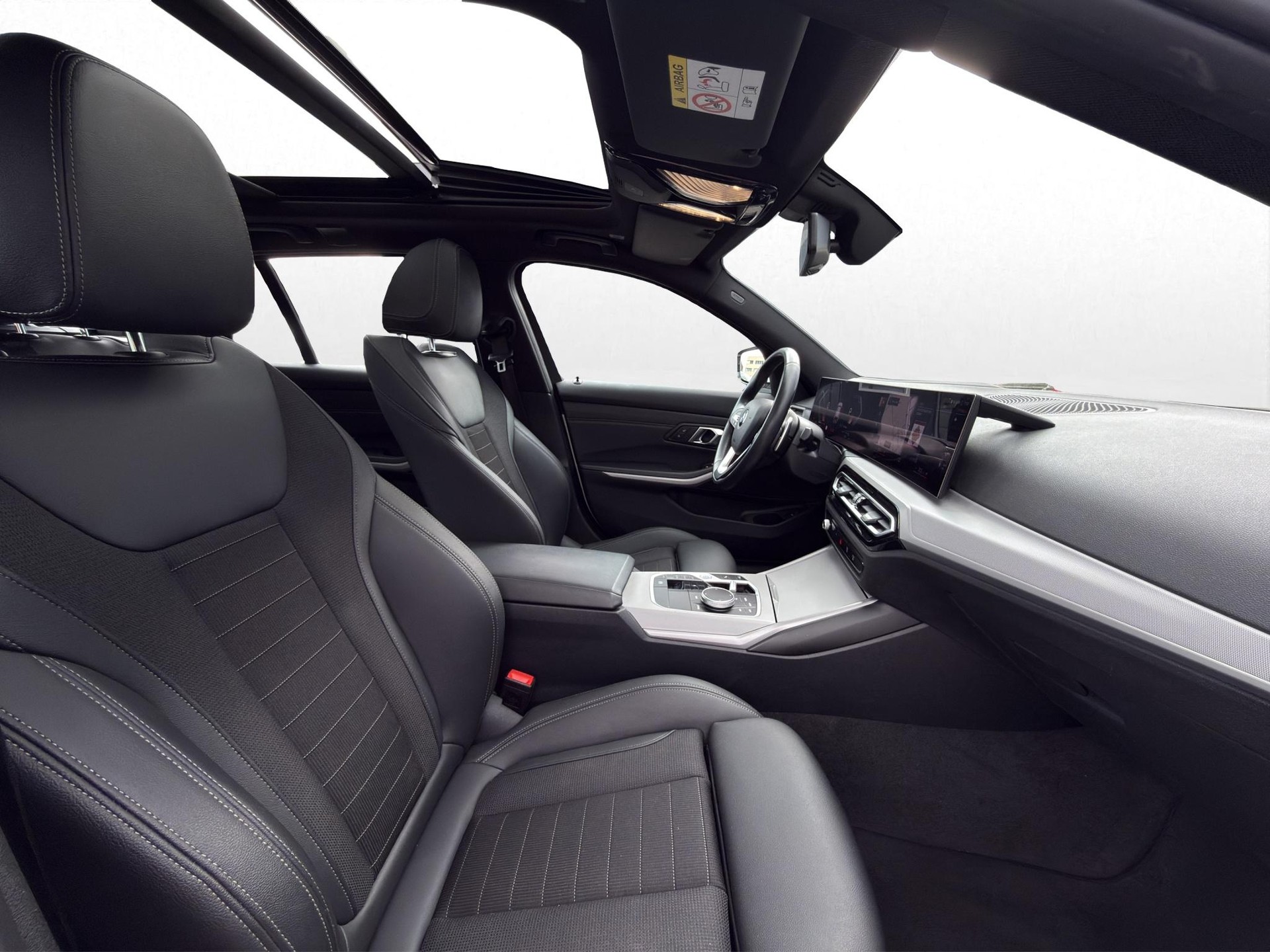 BMW 320d xDrive Touring * Elektrische Sitzverstellung mit Memory * Panorama * AHK * Head-Up Display *-image-15