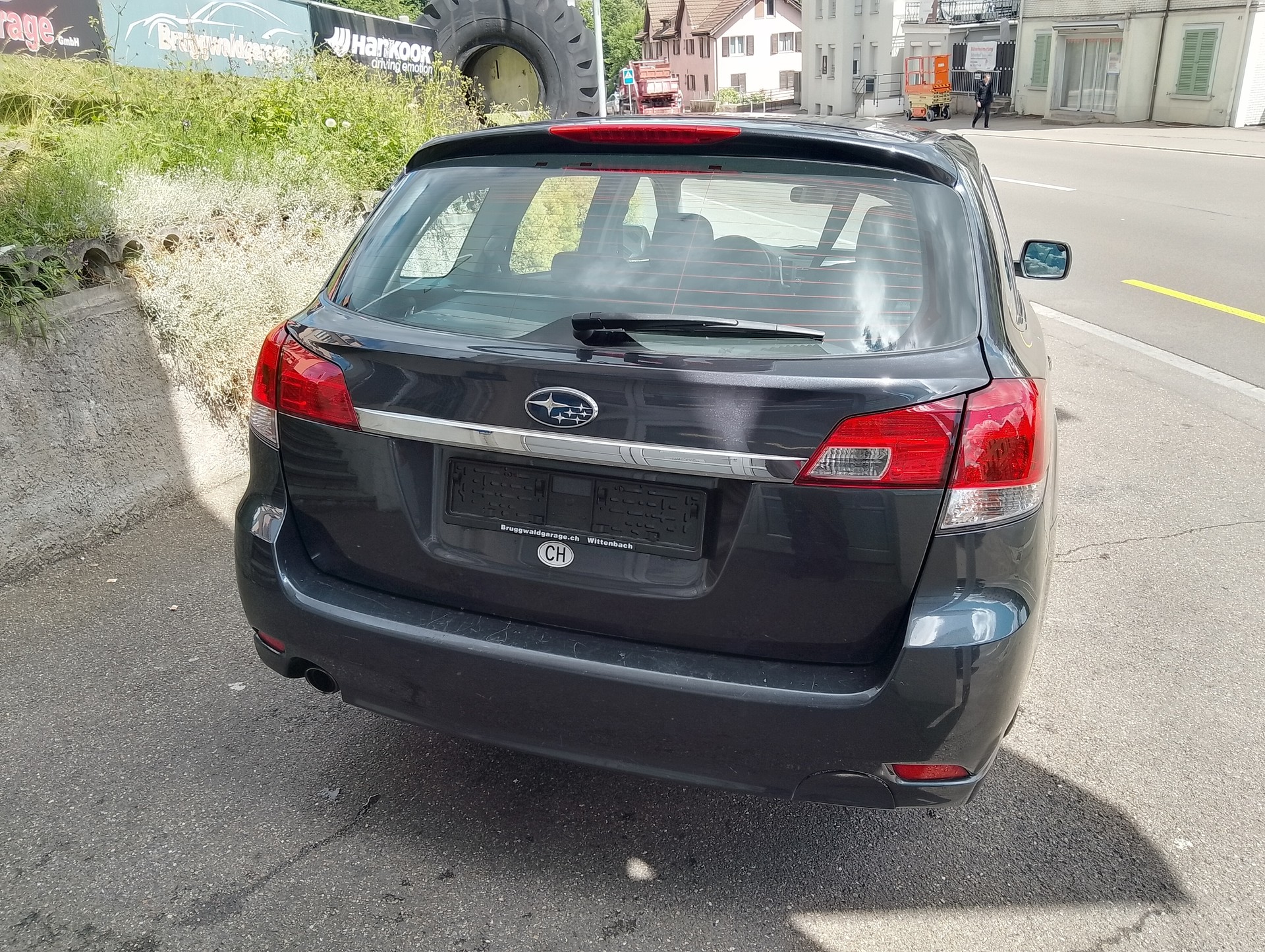 SUBARU Legacy 2.0i Swiss AWD Lineartronic-image-9