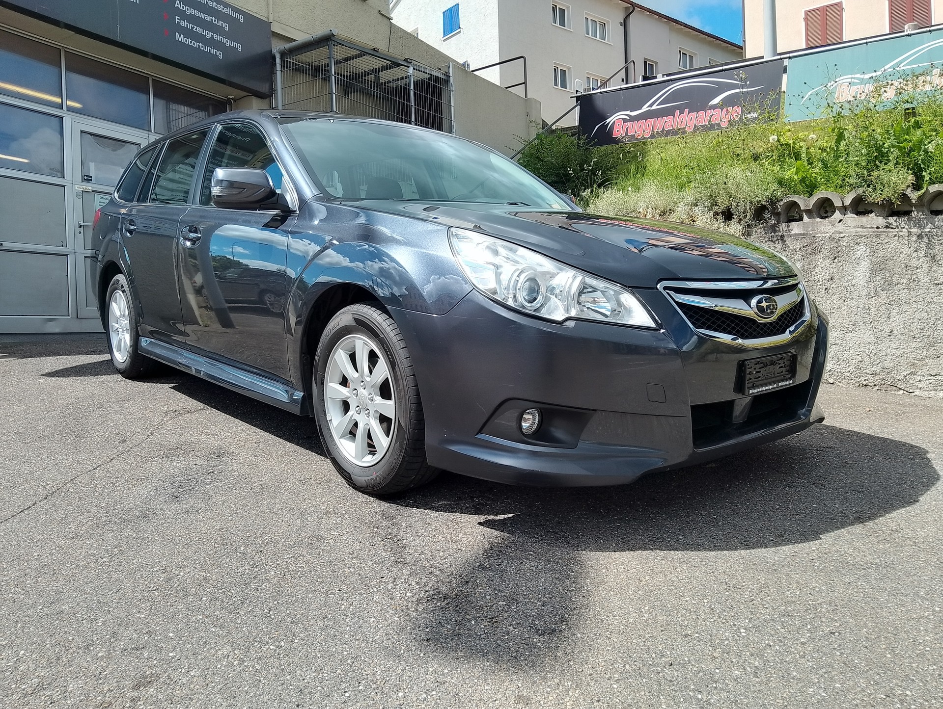 SUBARU Legacy 2.0i Swiss AWD Lineartronic-image-4