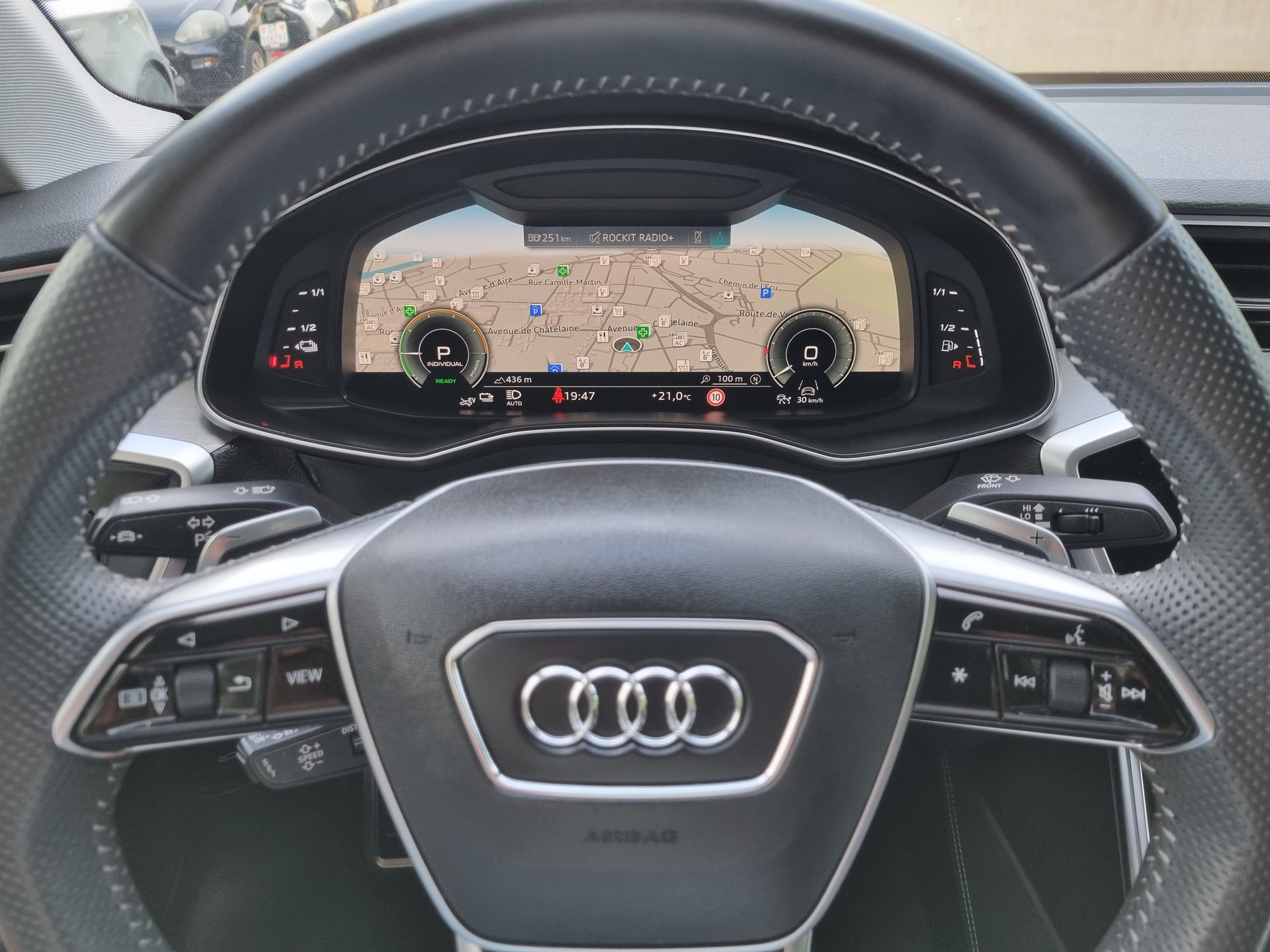 AUDI A7 Sportback 55 TFSI e quattro S-tronic-image-9
